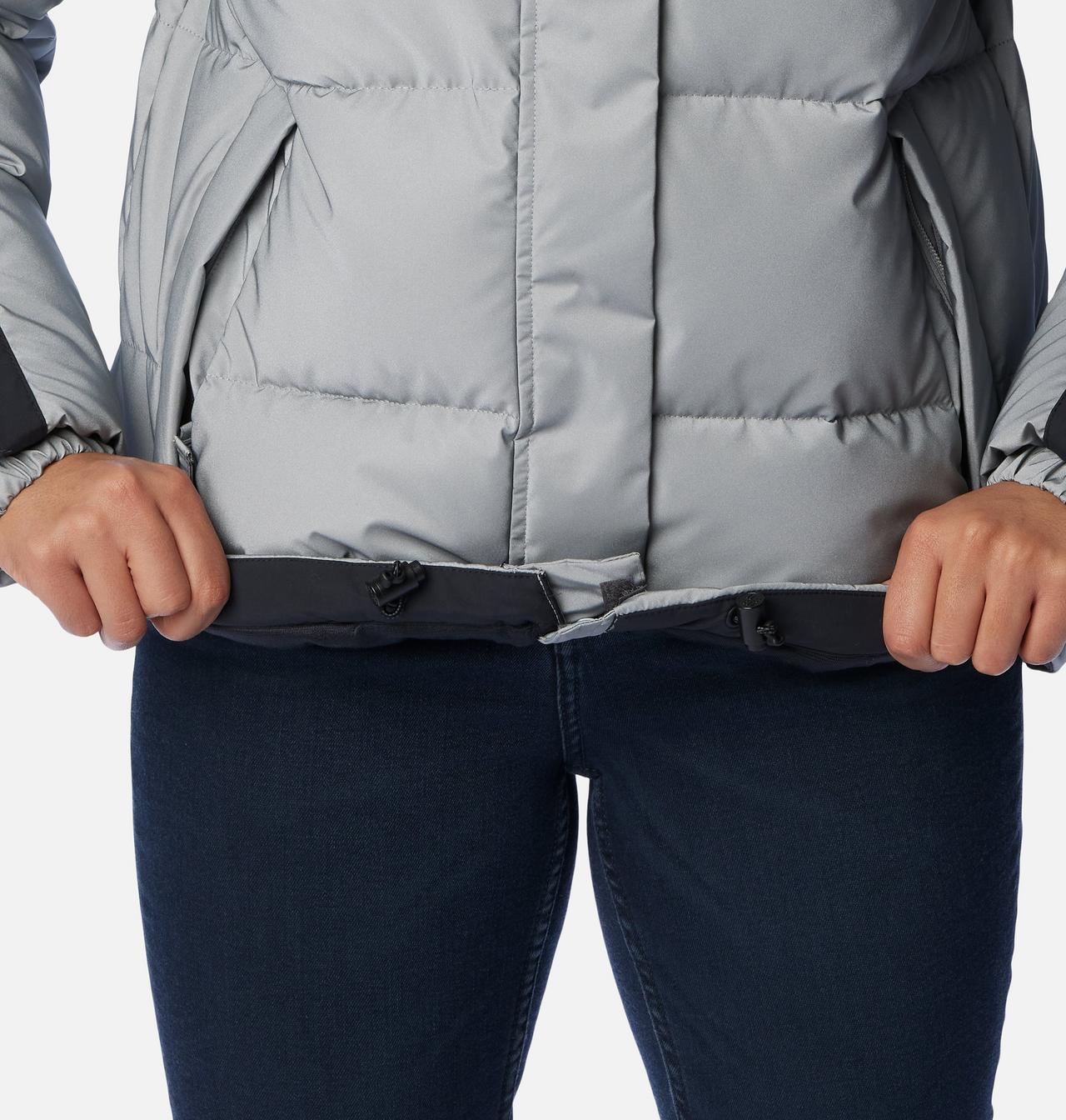 Women's Snowqualmie™ Jacket 8