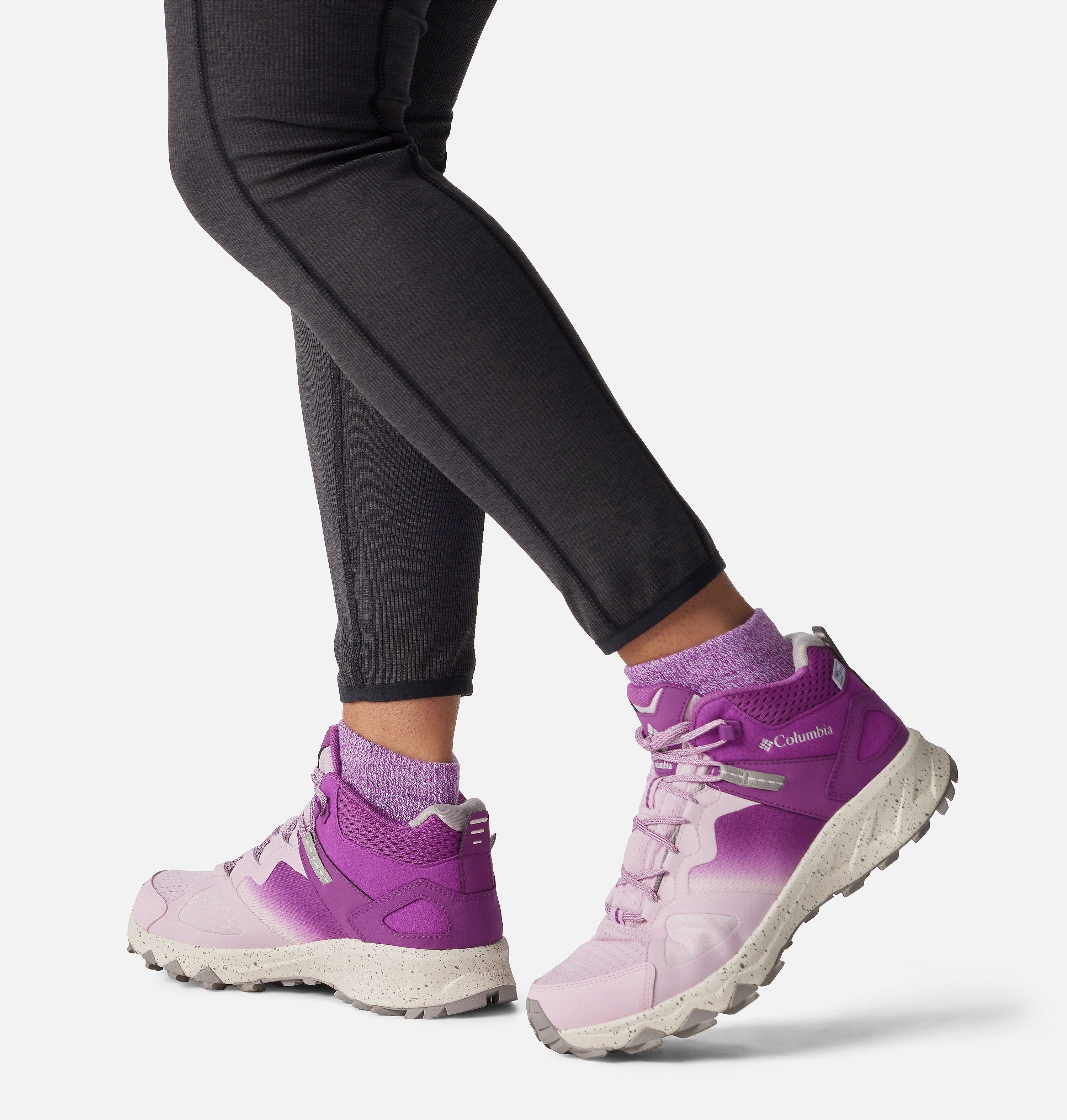 Women's Peakfreak Hera Mid OutDry Shoe 10
