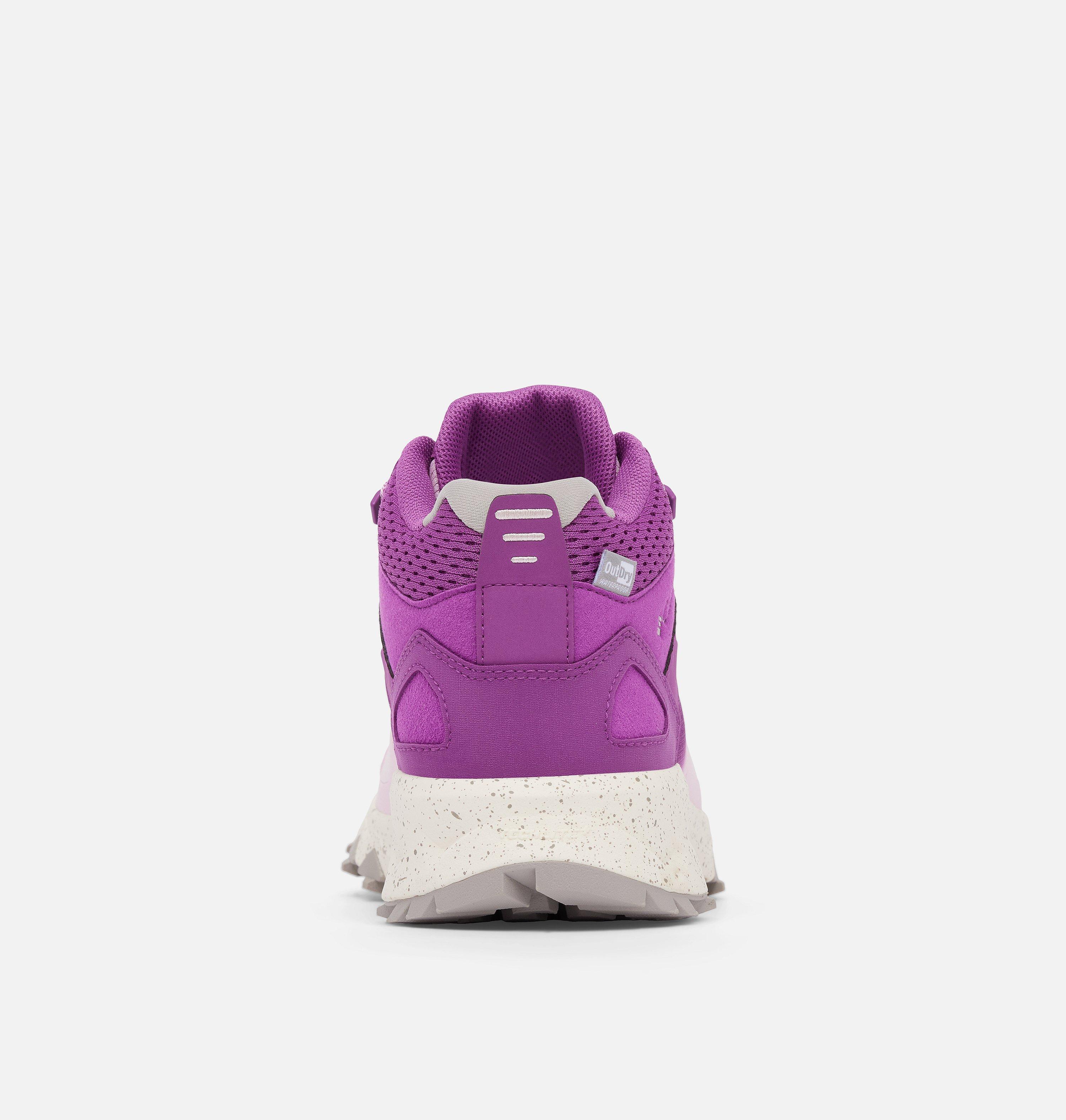 Women's Peakfreak Hera Mid OutDry Shoe 2