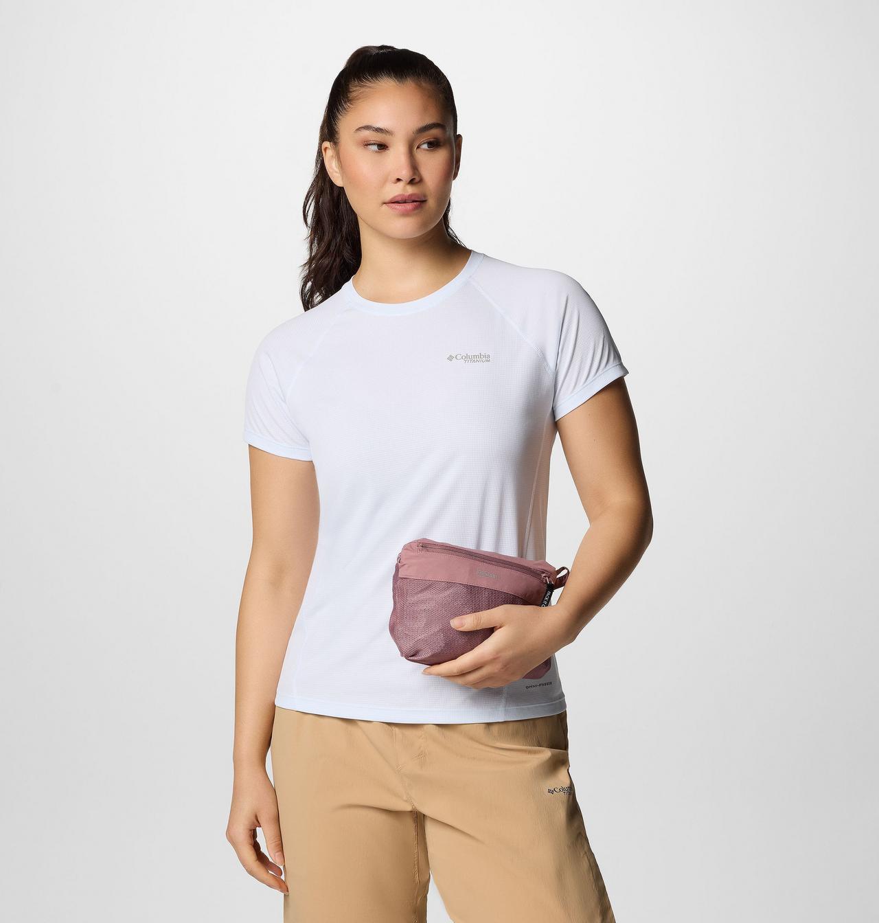 Women's Omni-Tech™ AmpliDry™ II Shell 8