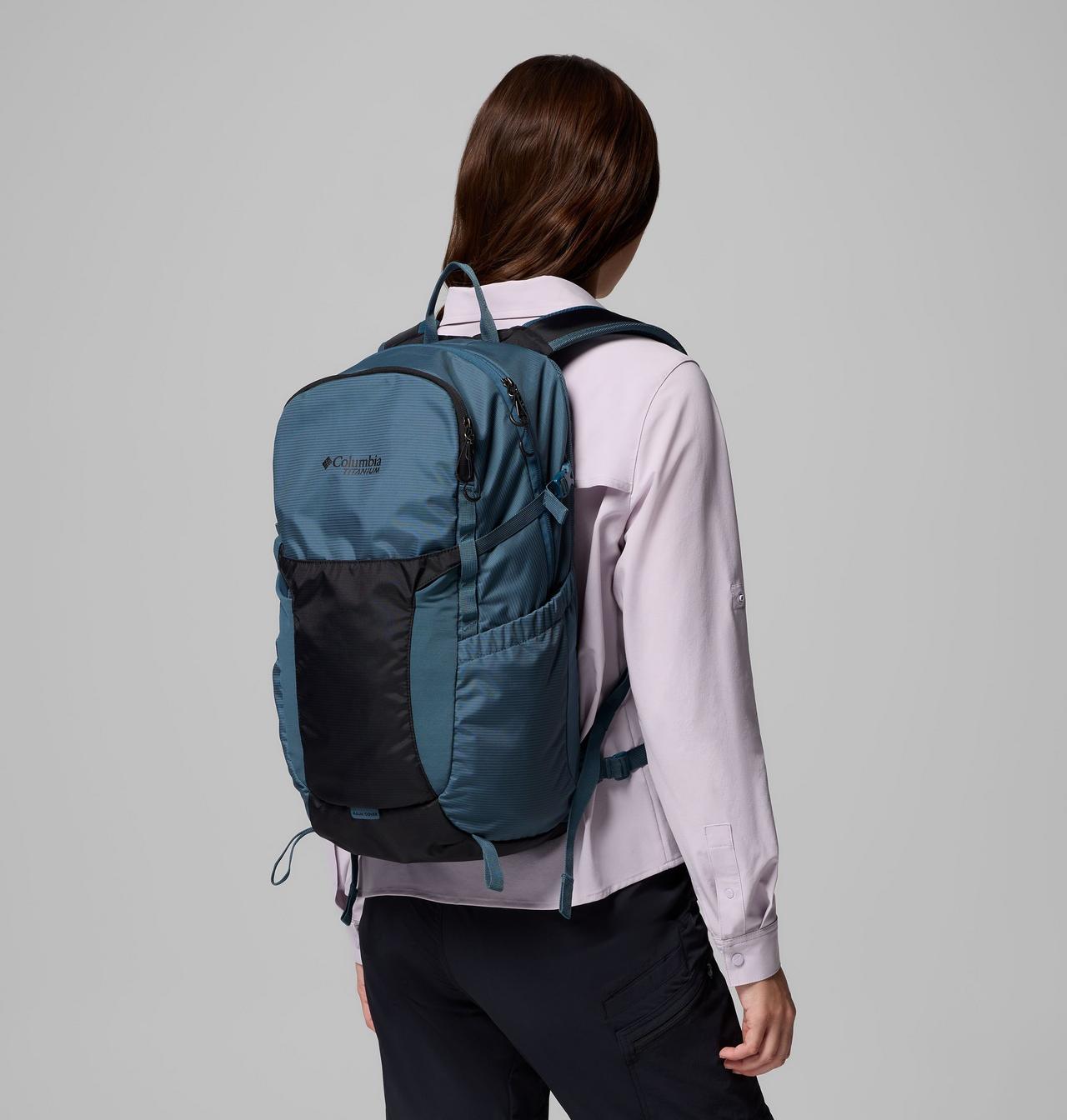Triple Canyon™ 24L Backpack 6