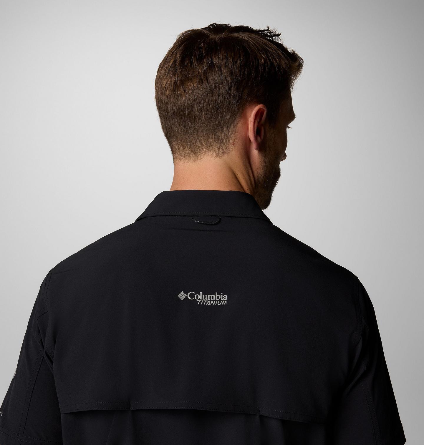 Мужская рубашка Columbia Summit Valley Woven Short Sleeve, цвет: Чёрный — фото 4