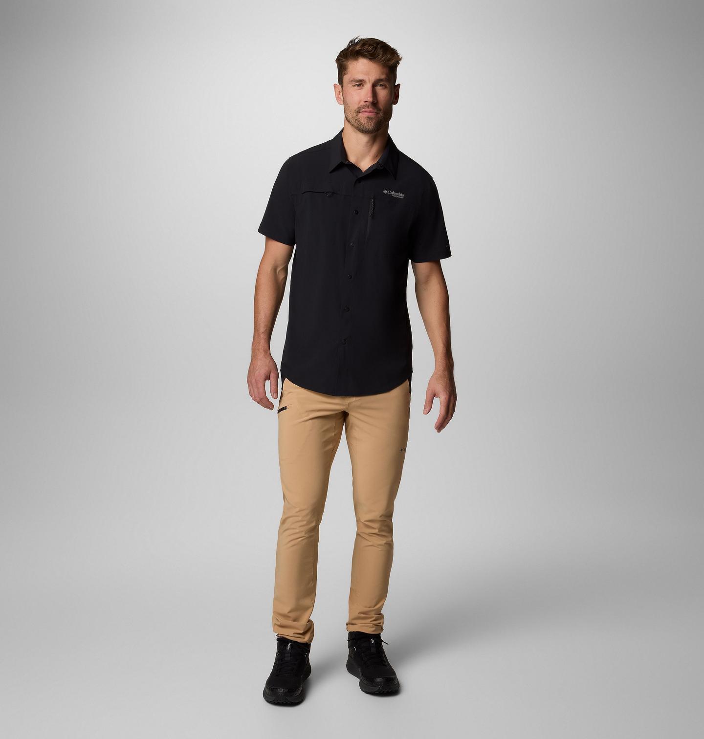 Мужская рубашка Columbia Summit Valley Woven Short Sleeve, цвет: Чёрный — фото 2