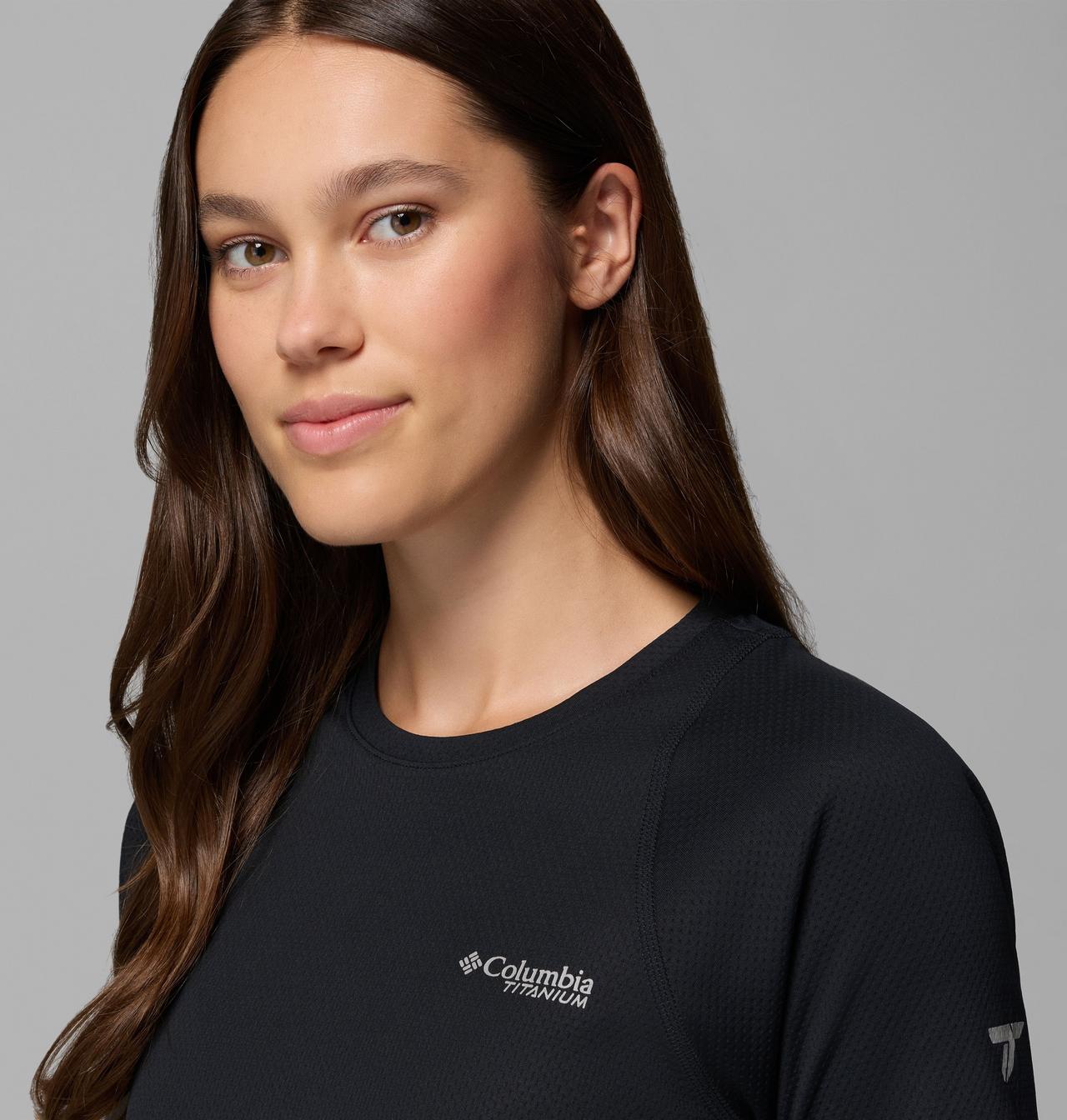 Women's Summit Valley™ Short Sleeve Crew | 010 | L 4