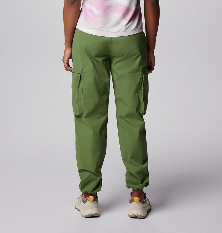 Women's Boundless Trek Cargo Trousers, Color: Canteen, image 3
