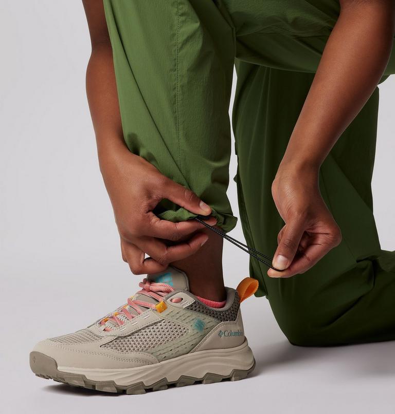 Women's Boundless Trek Cargo Trousers, Color: Canteen, image 7