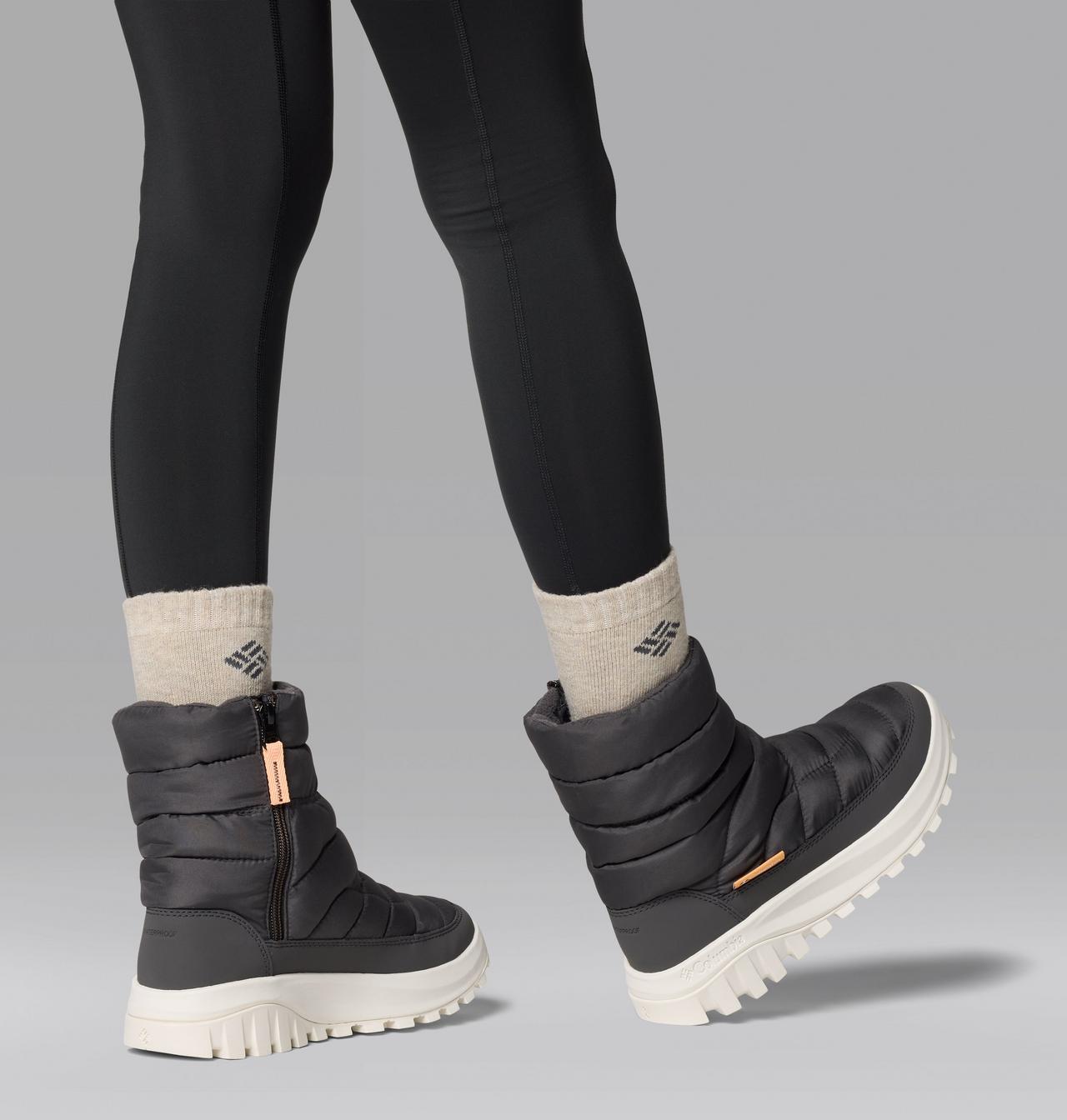 Women's Snowtrot™ Mid Boot 11