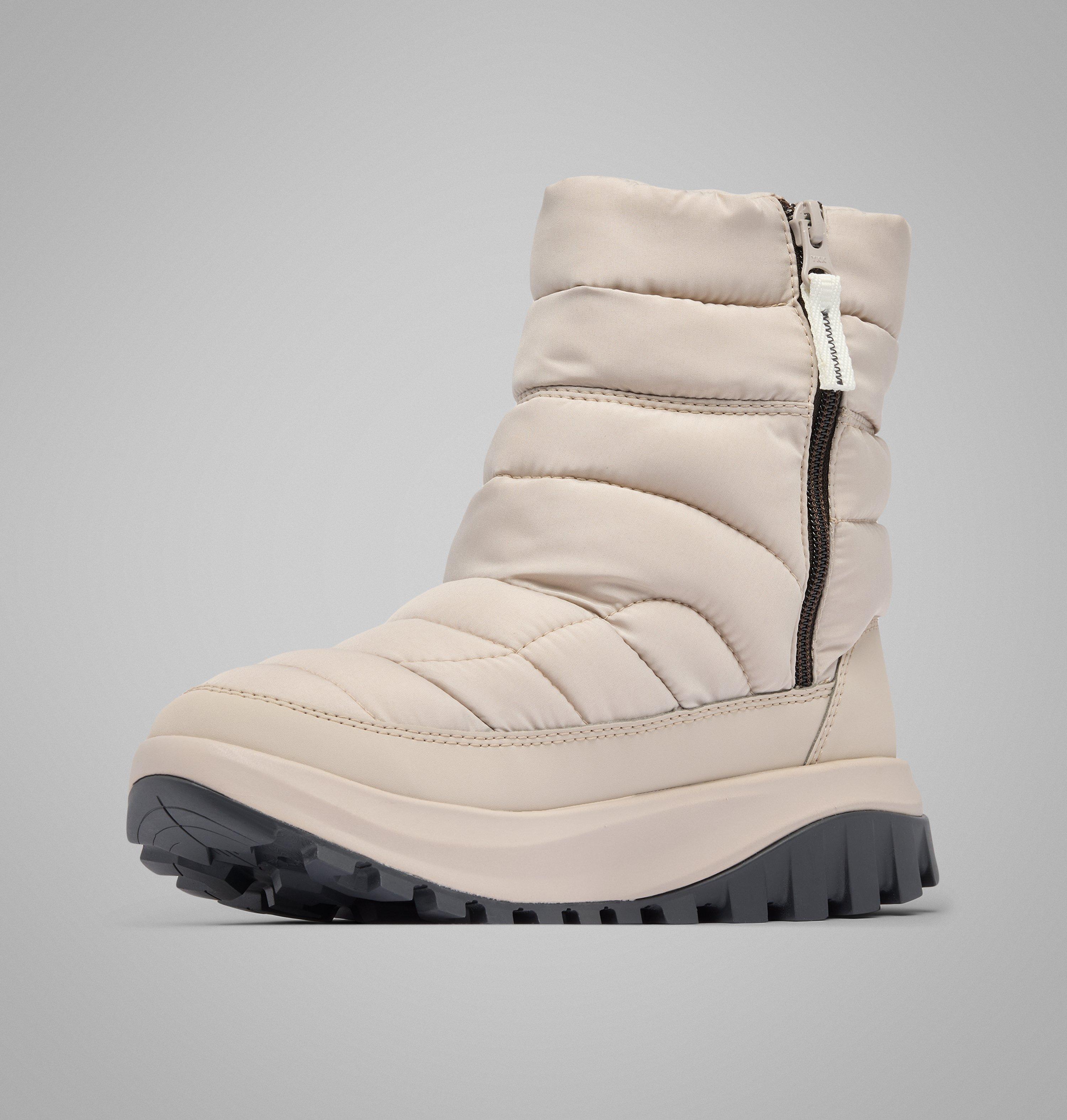 Women's Snowtrot Mid Boot 8
