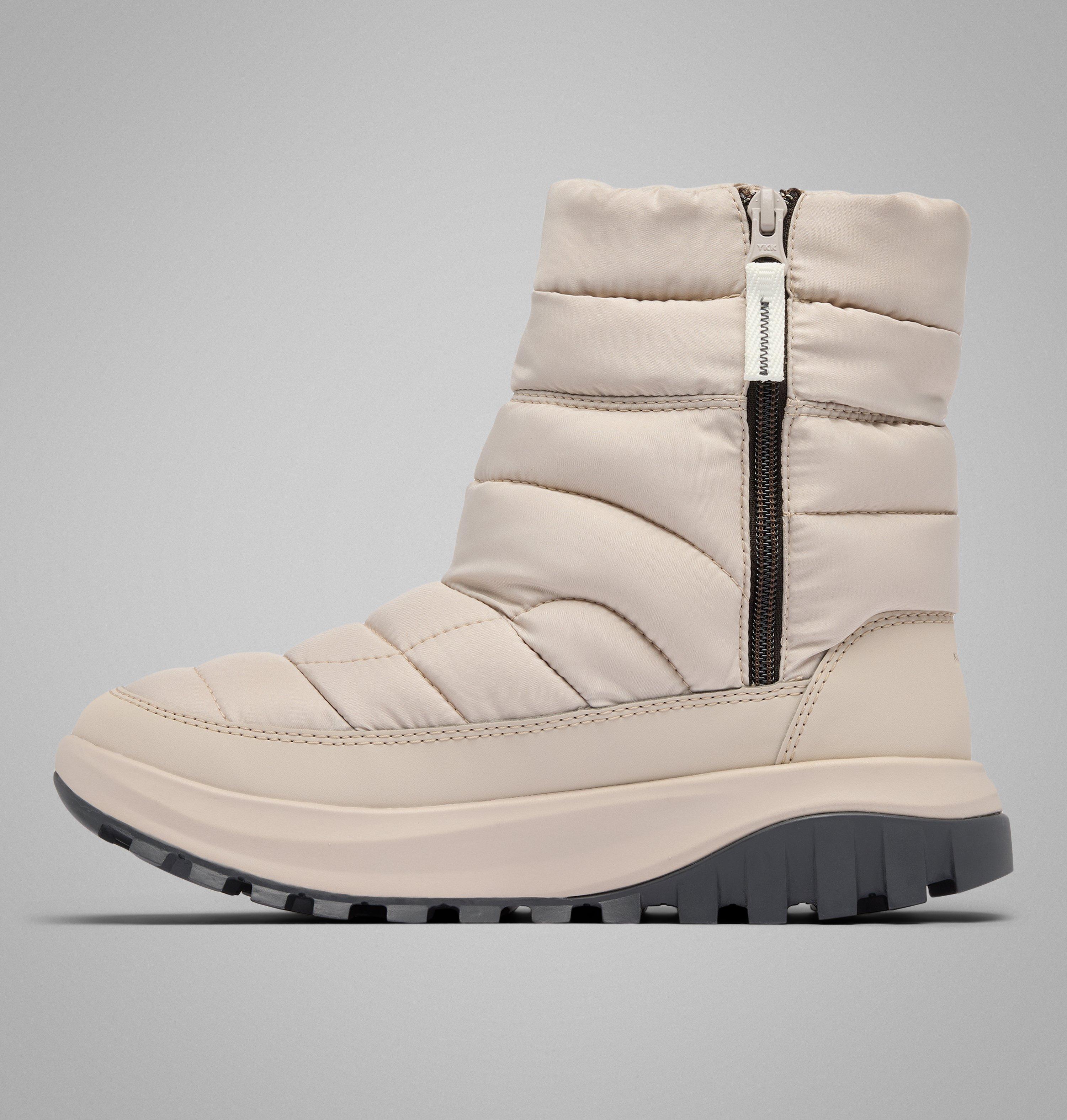 Women's Snowtrot Mid Boot 7