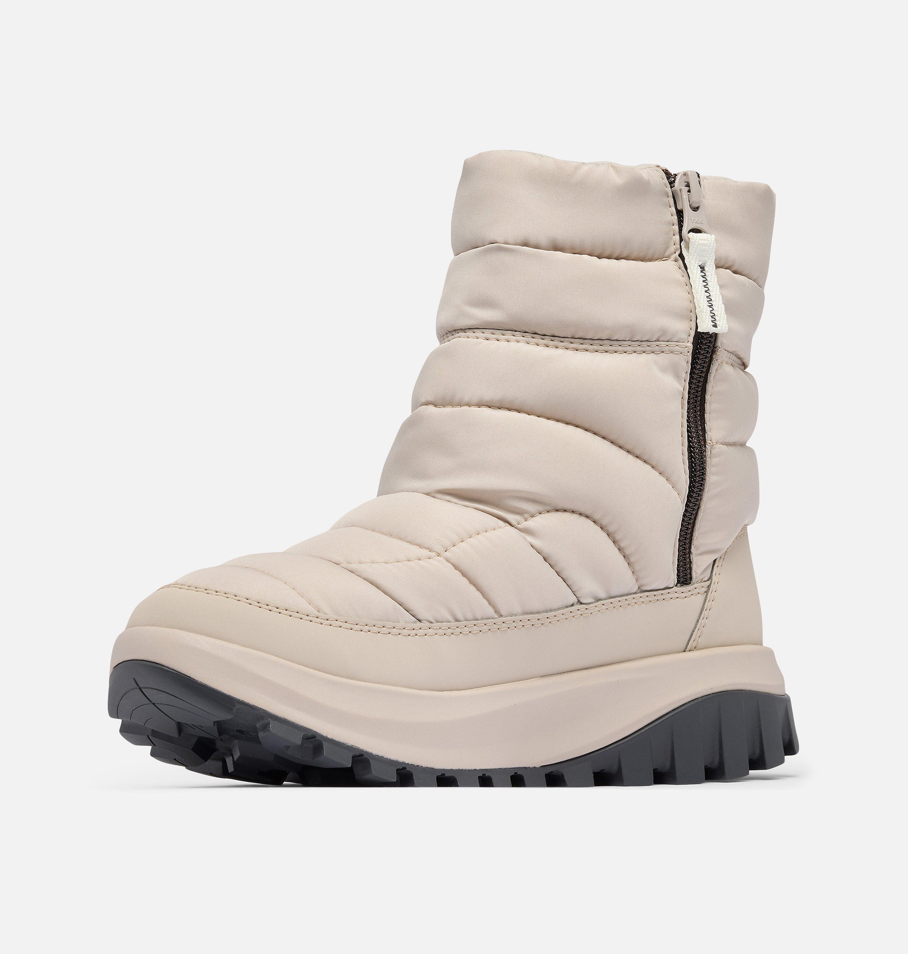 Women's Snowtrot Mid Boot - Wide | 096 | 6 7