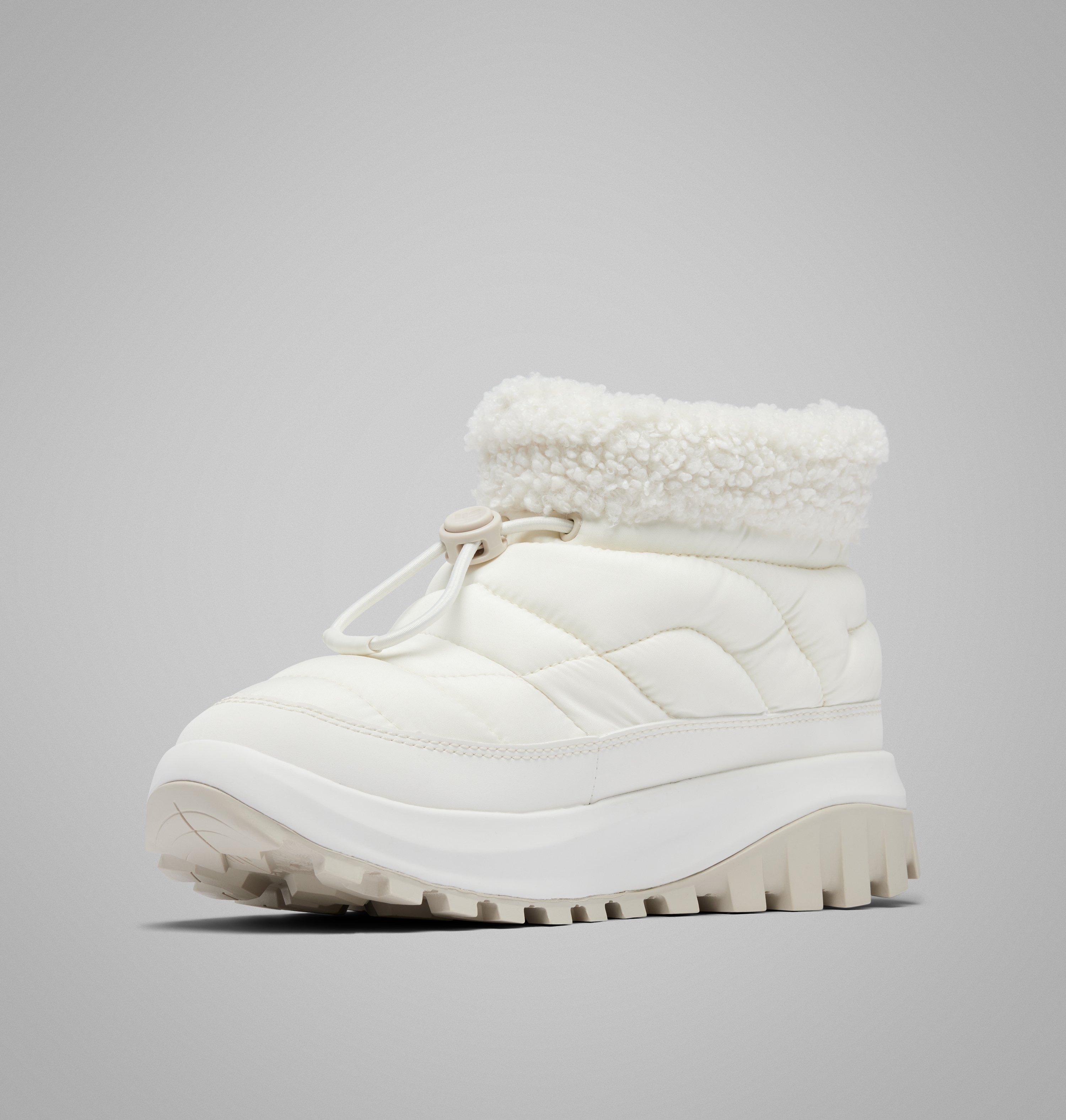 Women's Snowtrot Shorty Boot 7