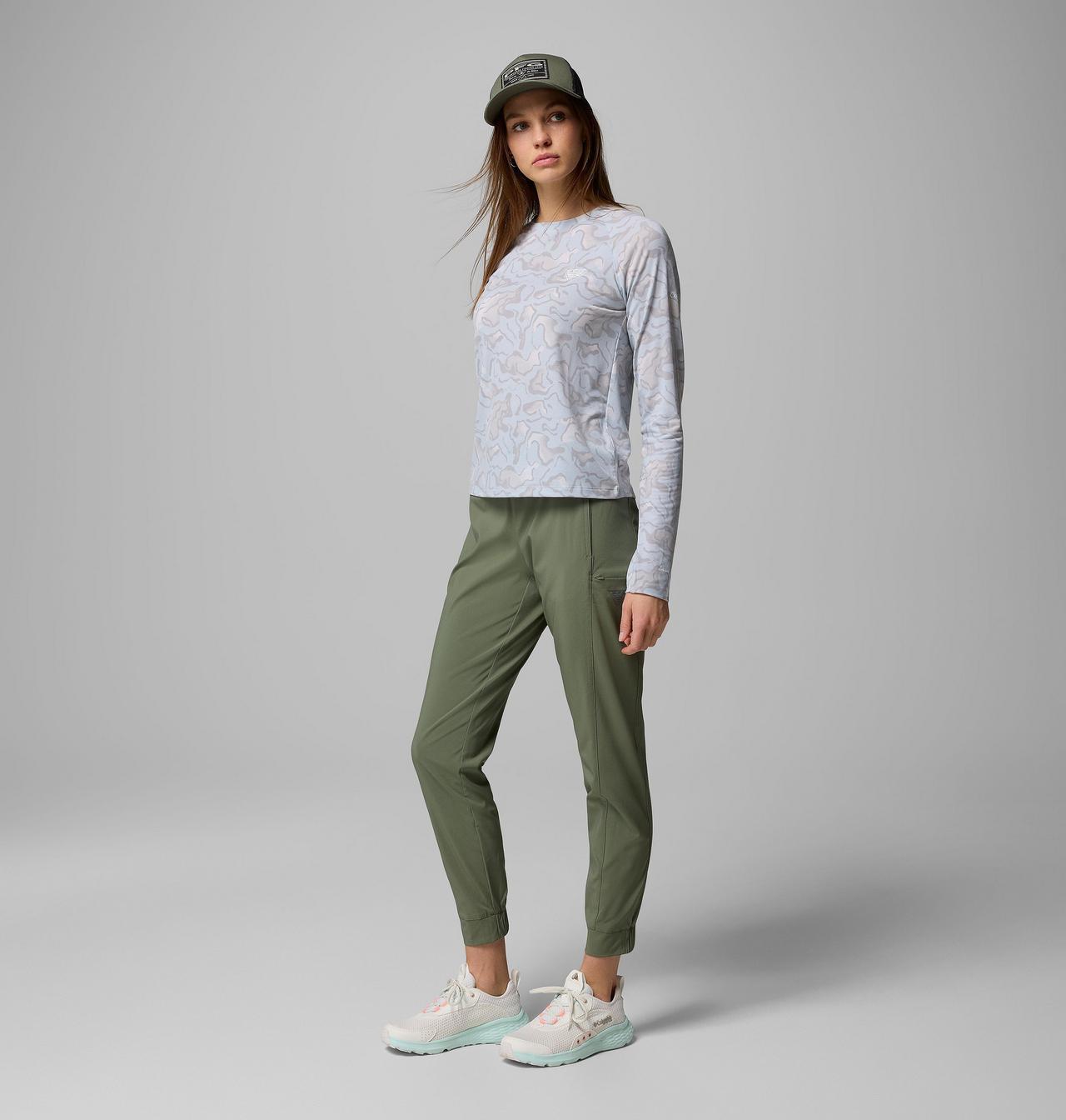 Women's PFG Uncharted™ Pull-On Pants 2
