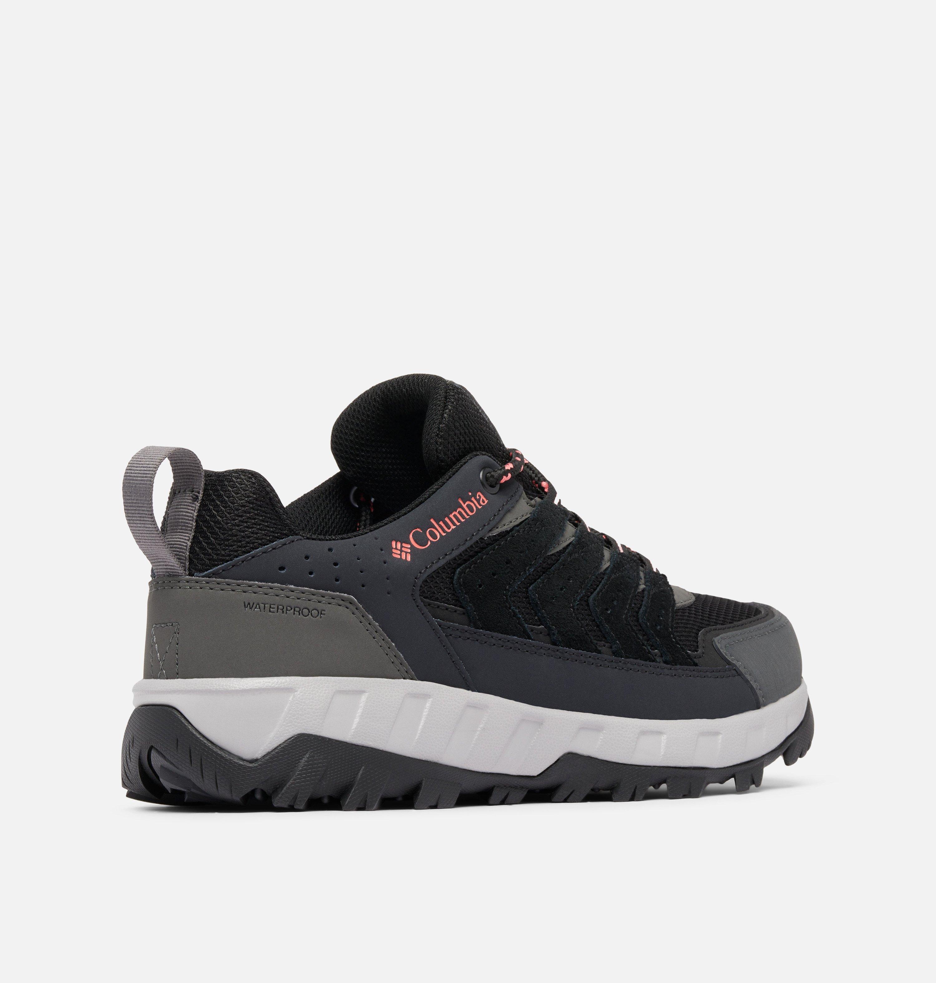 Women's Strata Trail Low Waterproof Shoe - Wide | 010 | 10 9