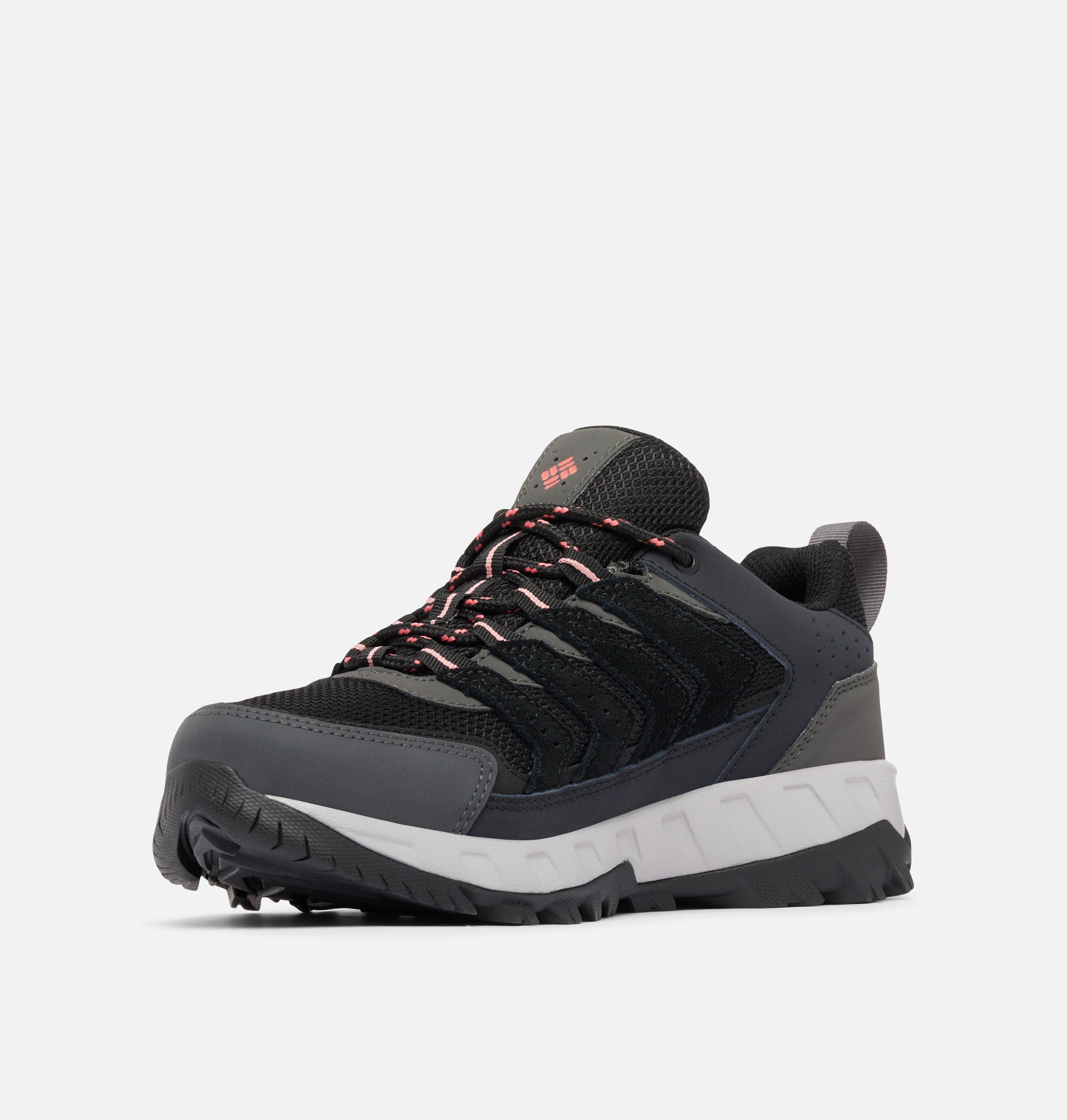 Women's Strata Trail Low Waterproof Shoe - Wide | 010 | 10 7