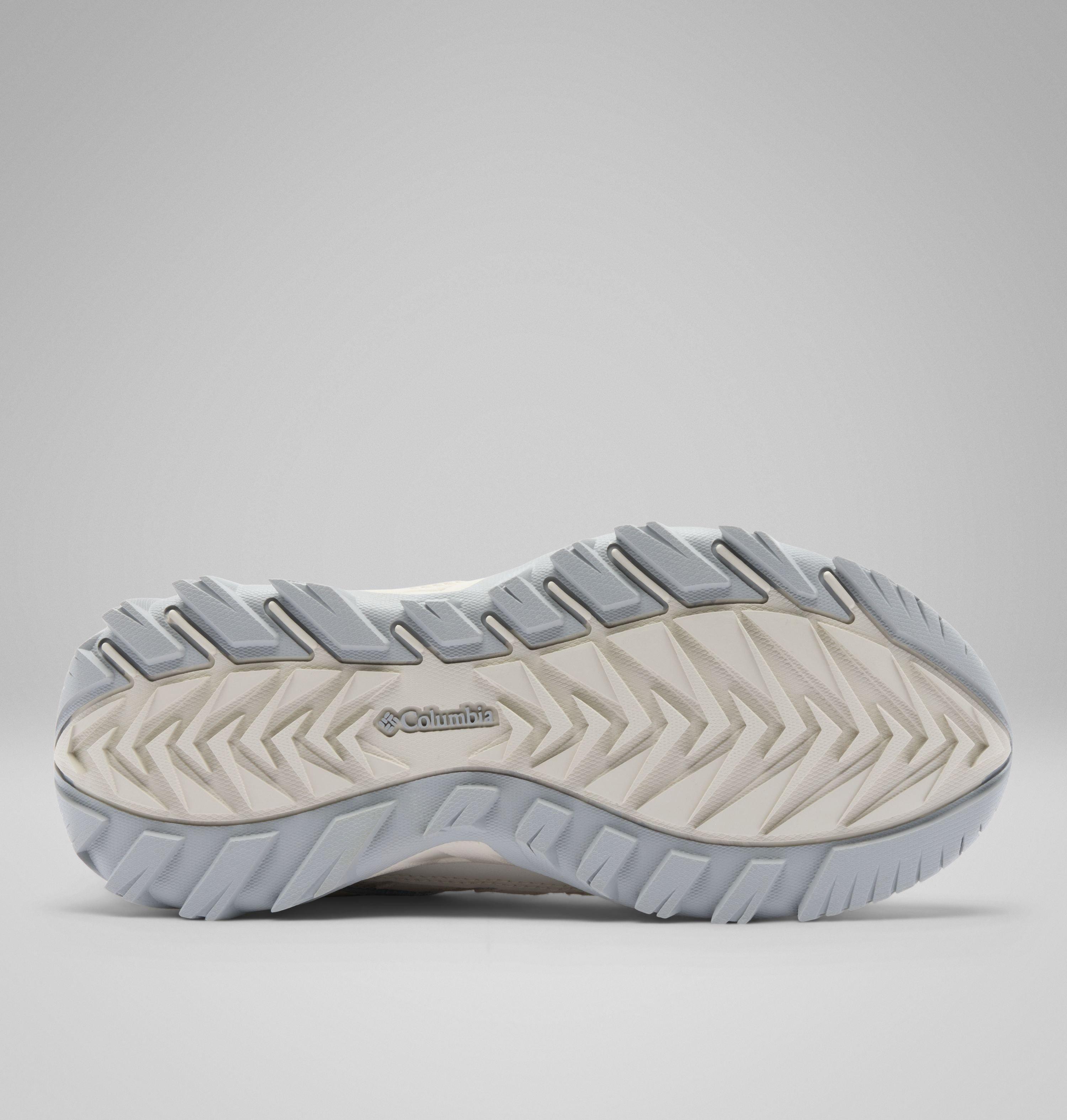 Women's Strata Trail Low Waterproof Shoe - Wide 5