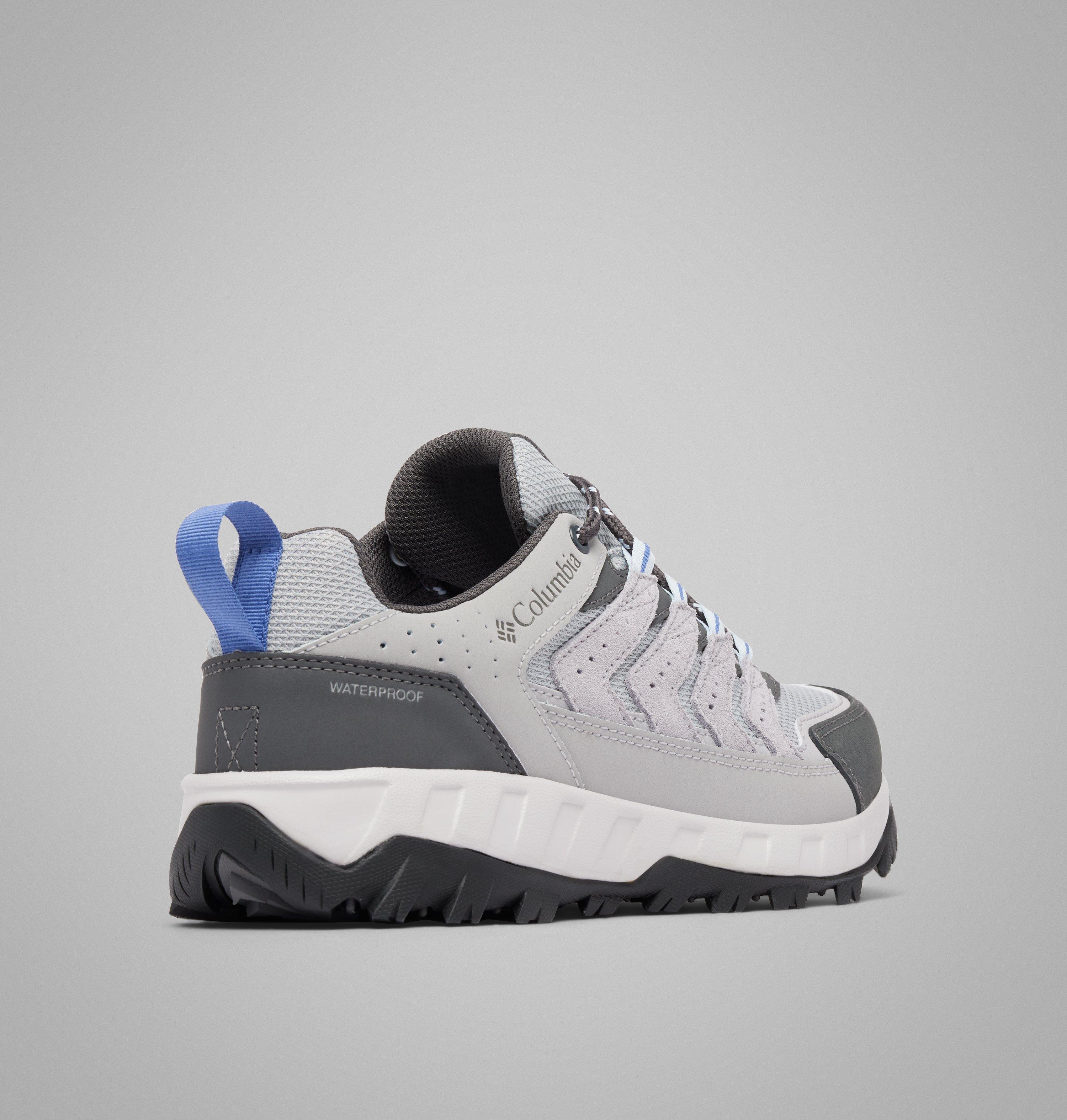 Women's Strata Trail Low Waterproof Shoe - Wide | 088 | 9 9