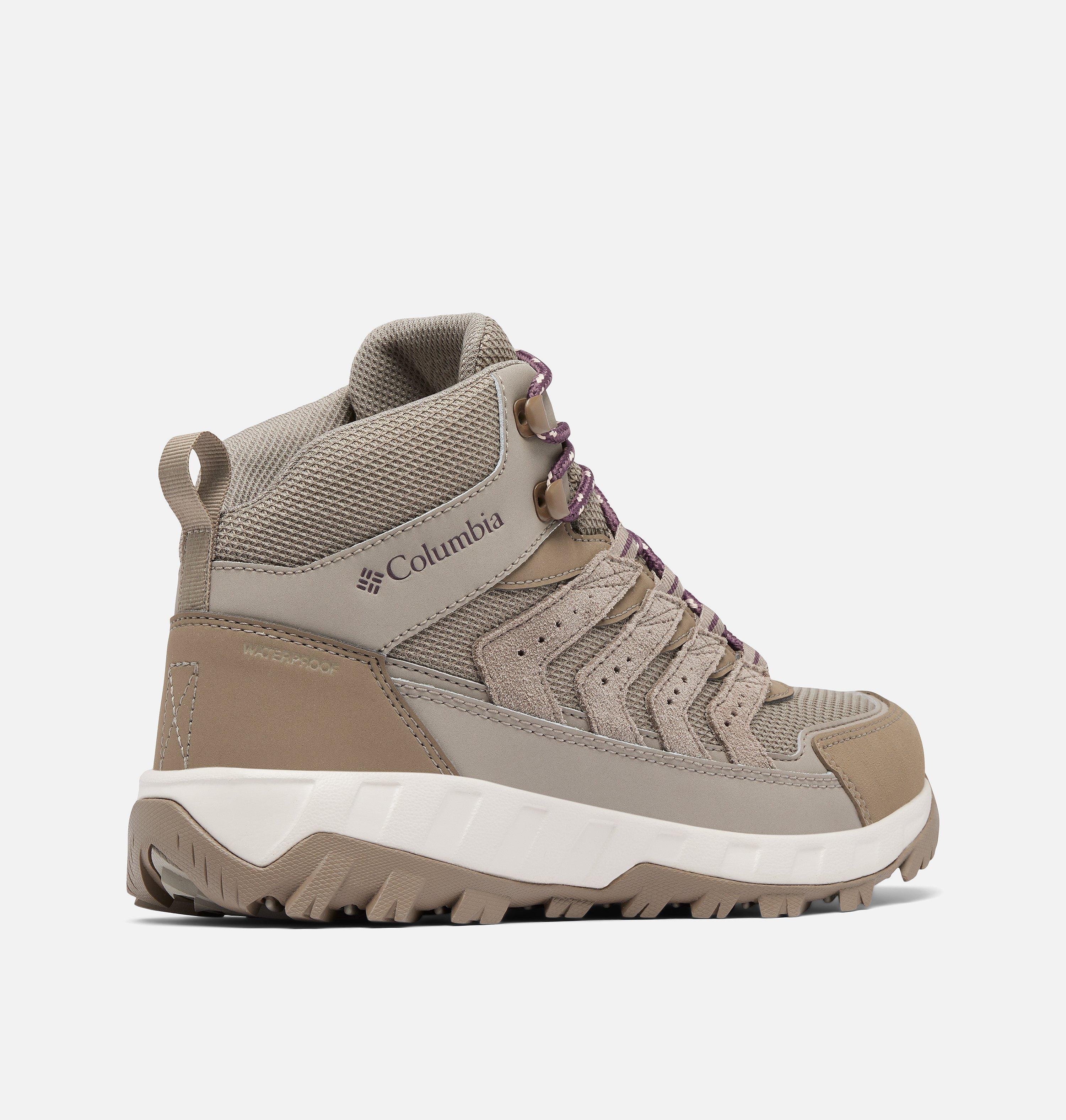 Women's Strata Trail Mid Waterproof Shoe - Wide 9