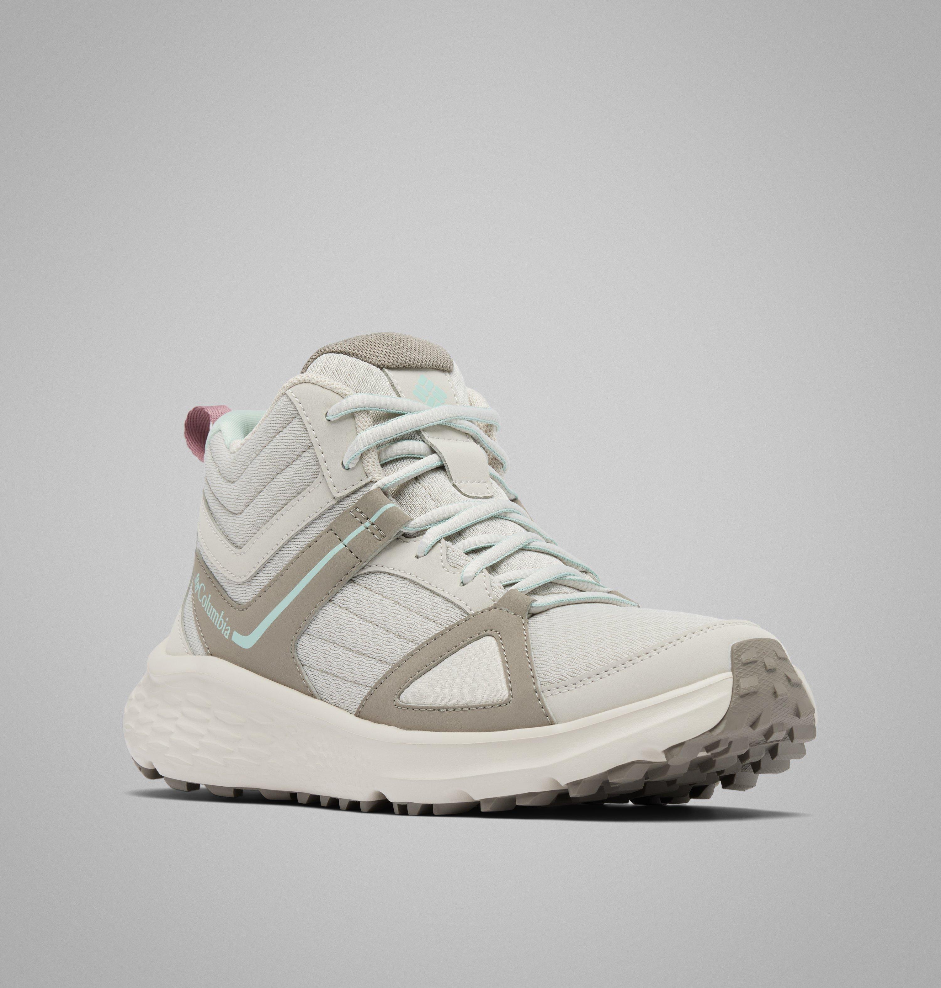 Women's Novo Trail Mid Shoe 3