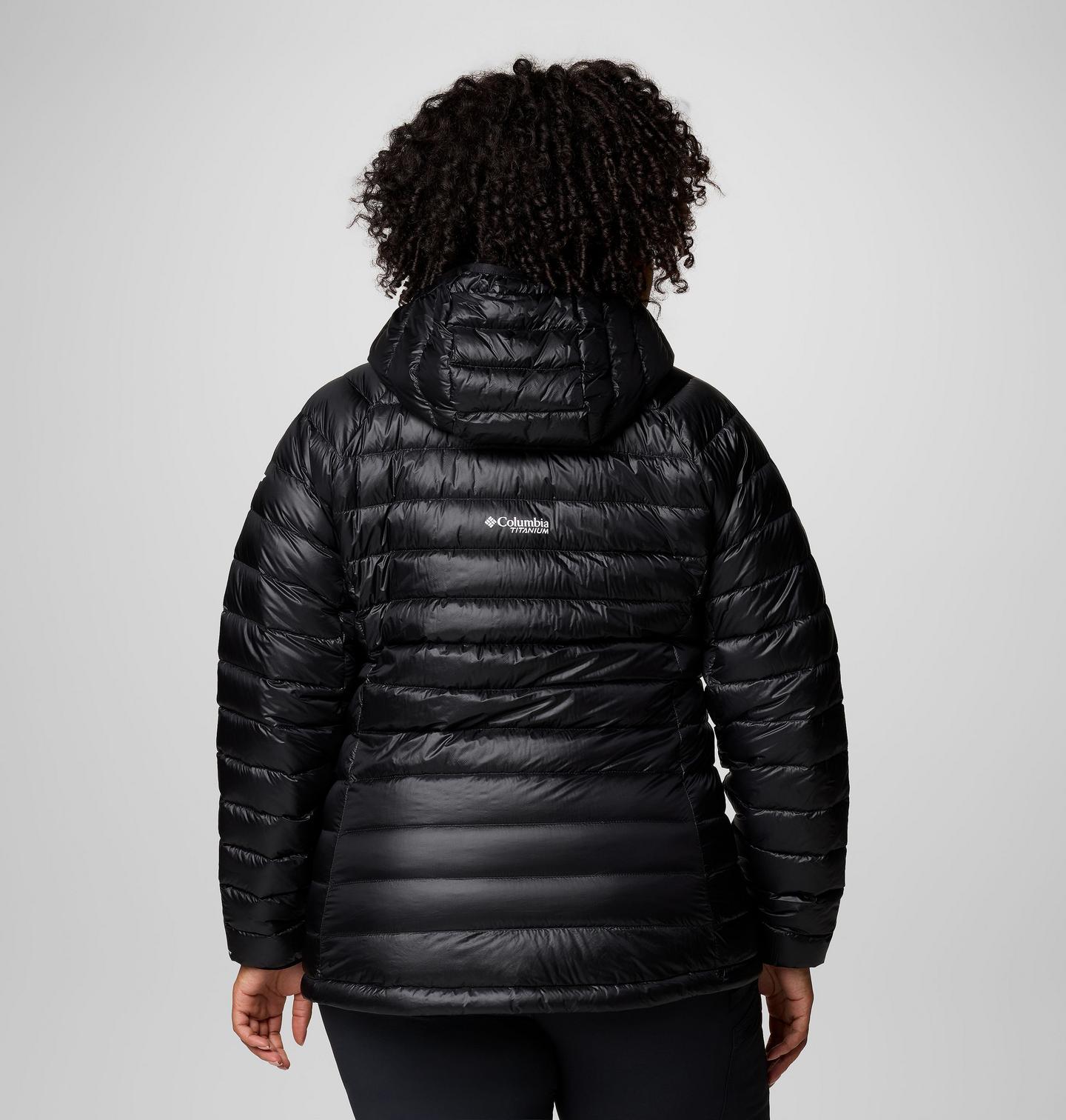 Женская куртка Columbia Arctic Crest Down Hooded Jacket - Plus Size, цвет: Чёрный — фото 2