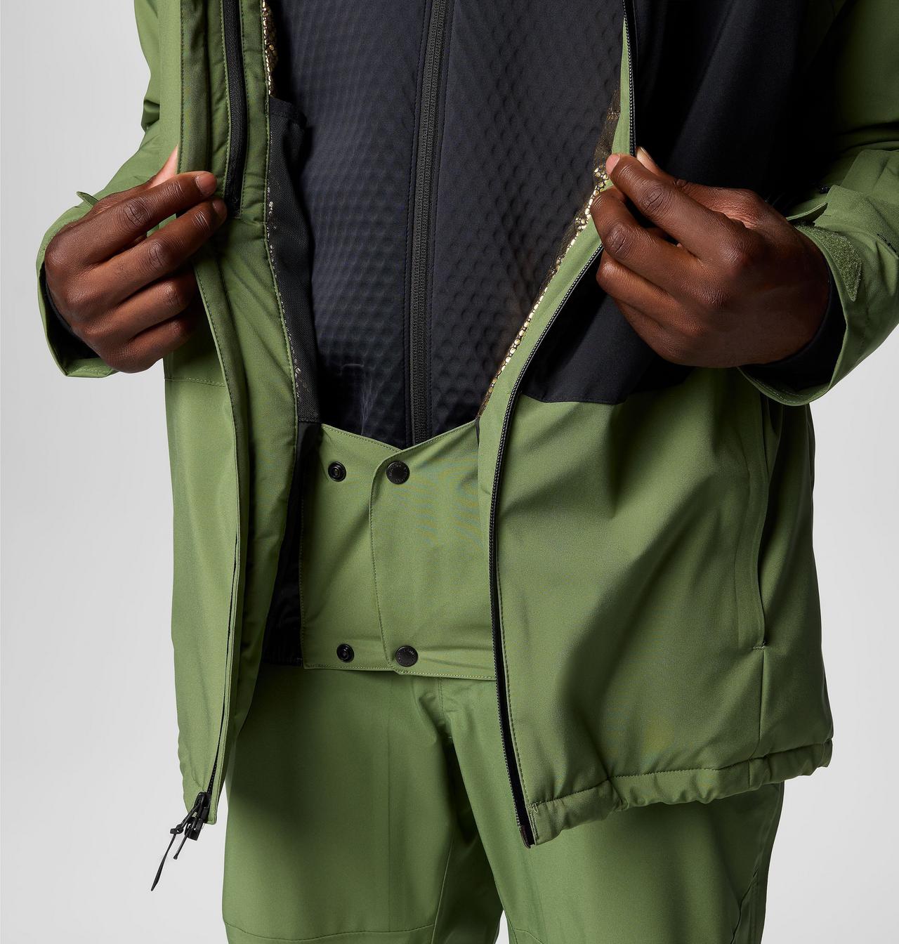 Men's Winter District™ III Jacket 9