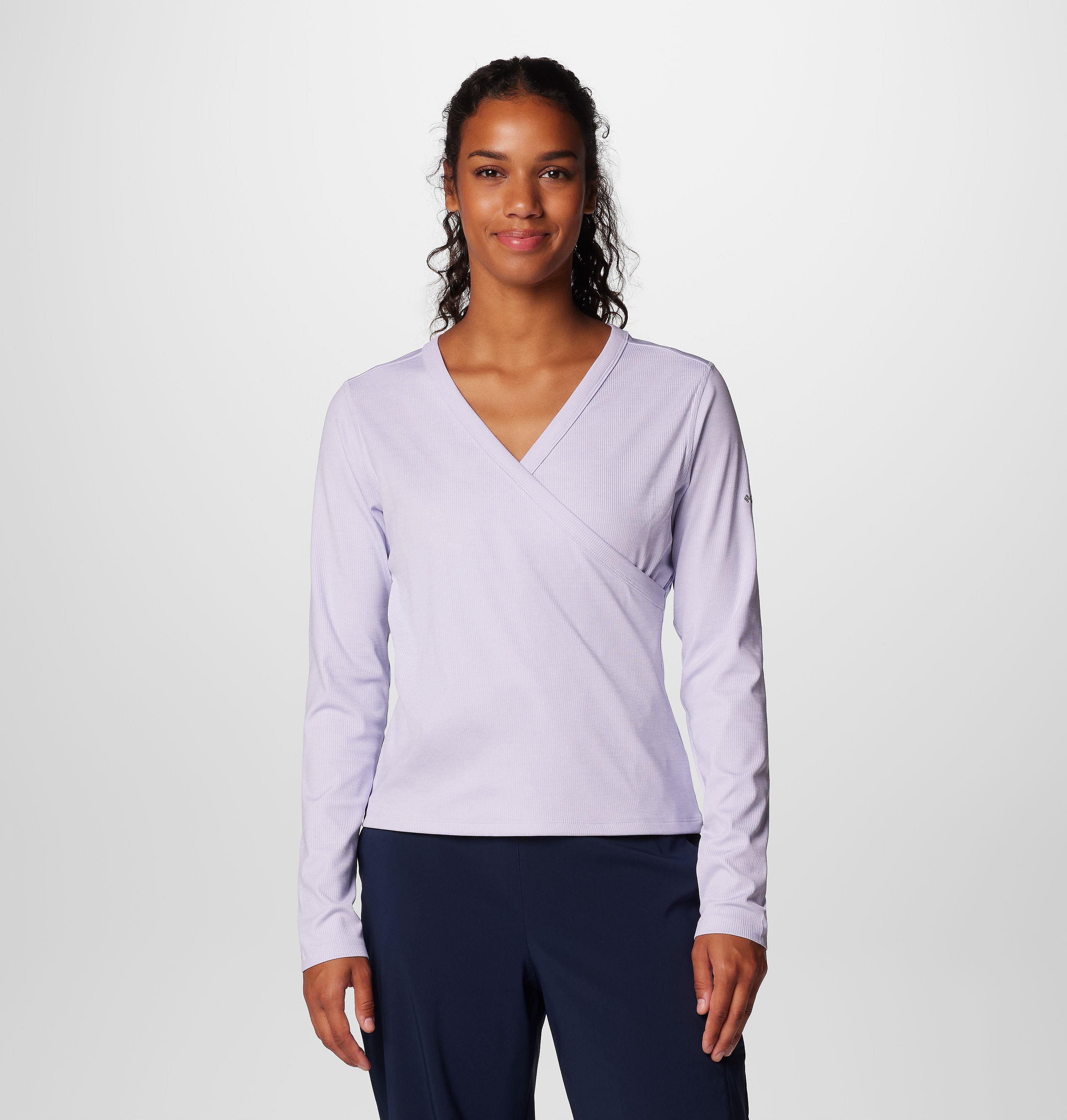 Women's Boundless Days Knit V-Neck Long Sleeve Shirt 1