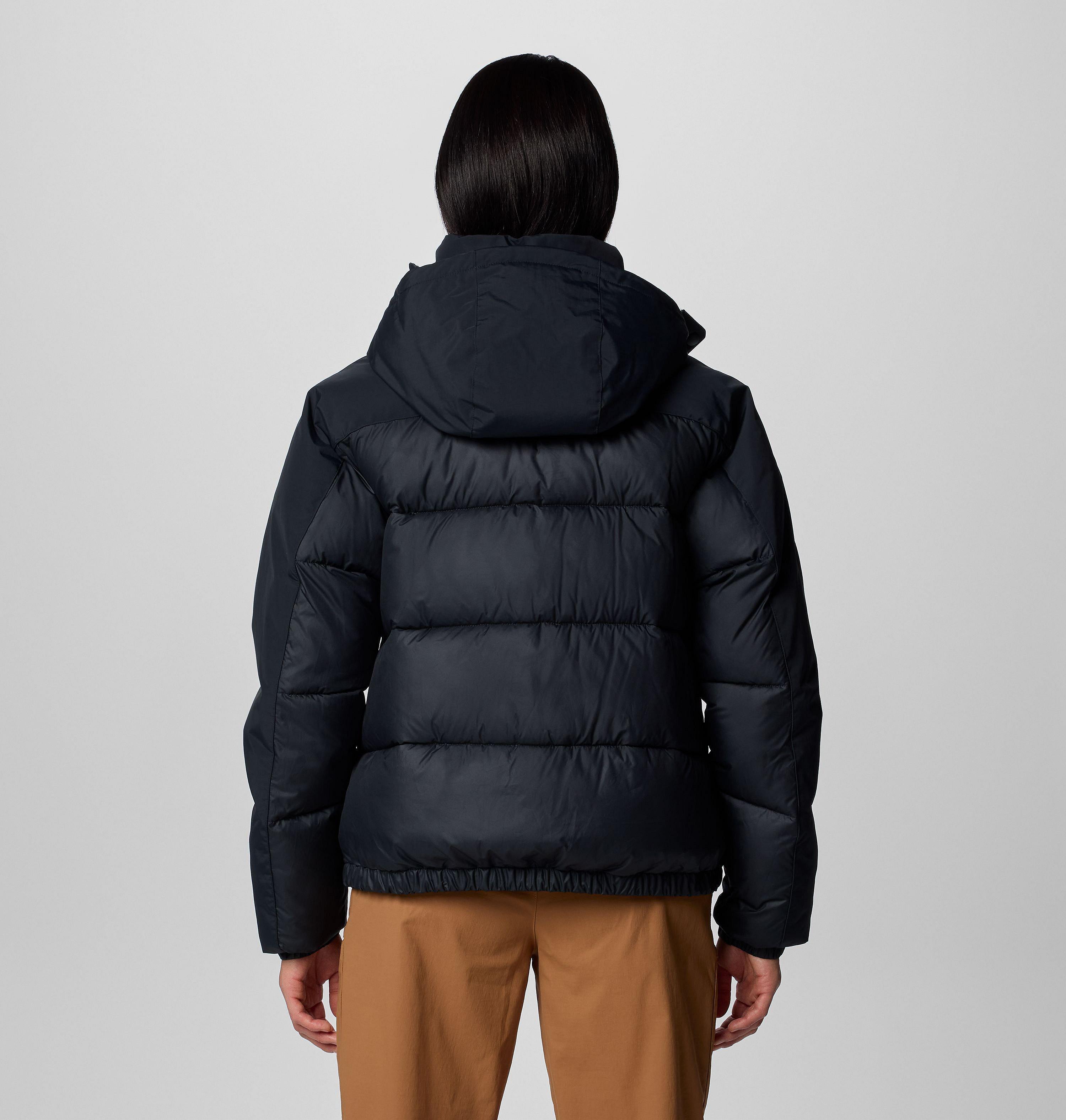 Women's Snowqualmie II Jacket 2