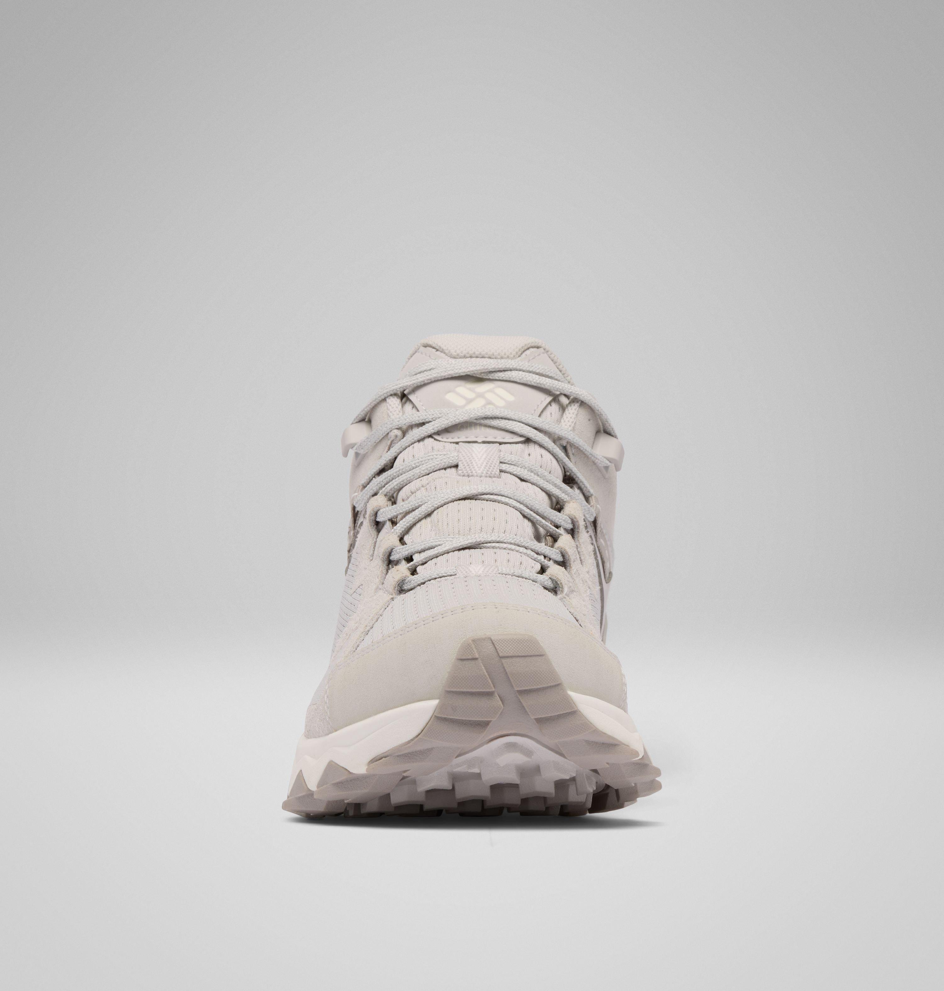 Women's Peakfreak Hera Mid OutDry Shoe 8