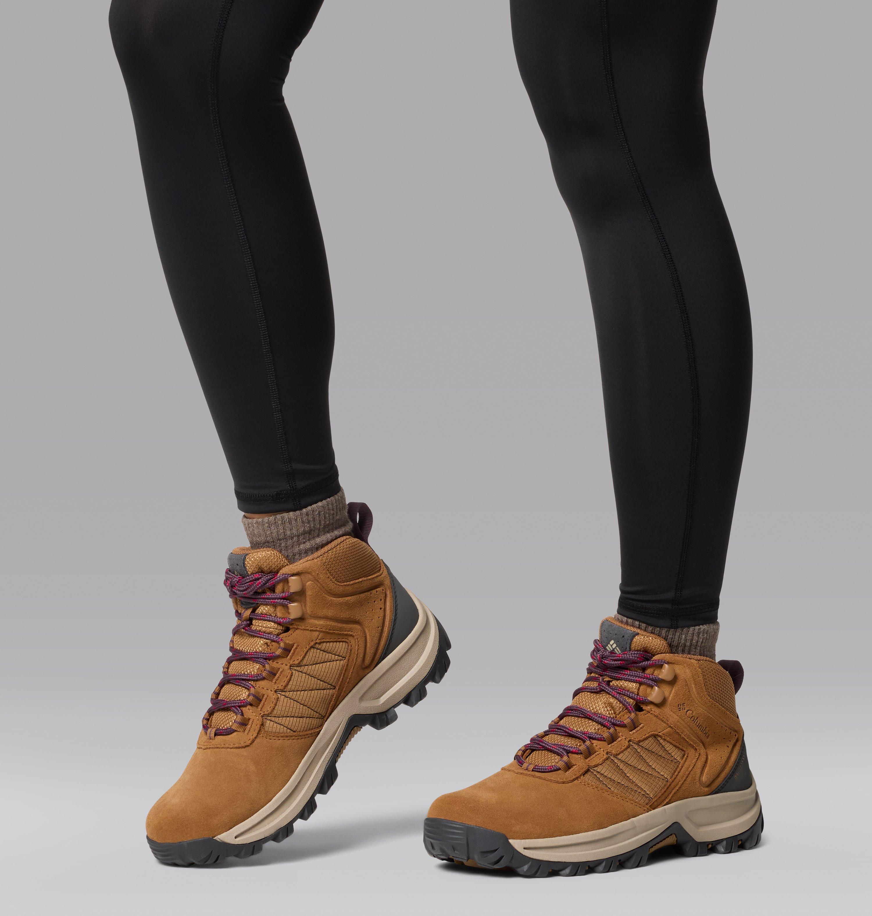 Women's Transverse Suede Shoe - Wide | 286 | 6.5 10