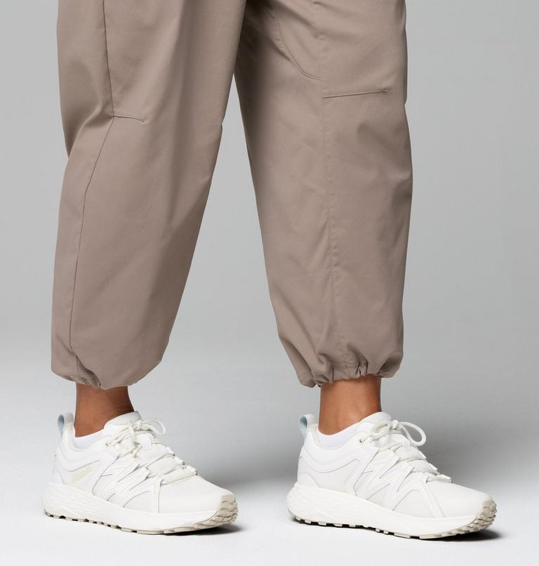 Women's Peakfreak Roam Waterproof Walking Shoe, Color: Sea Salt, Light Sand, image 10