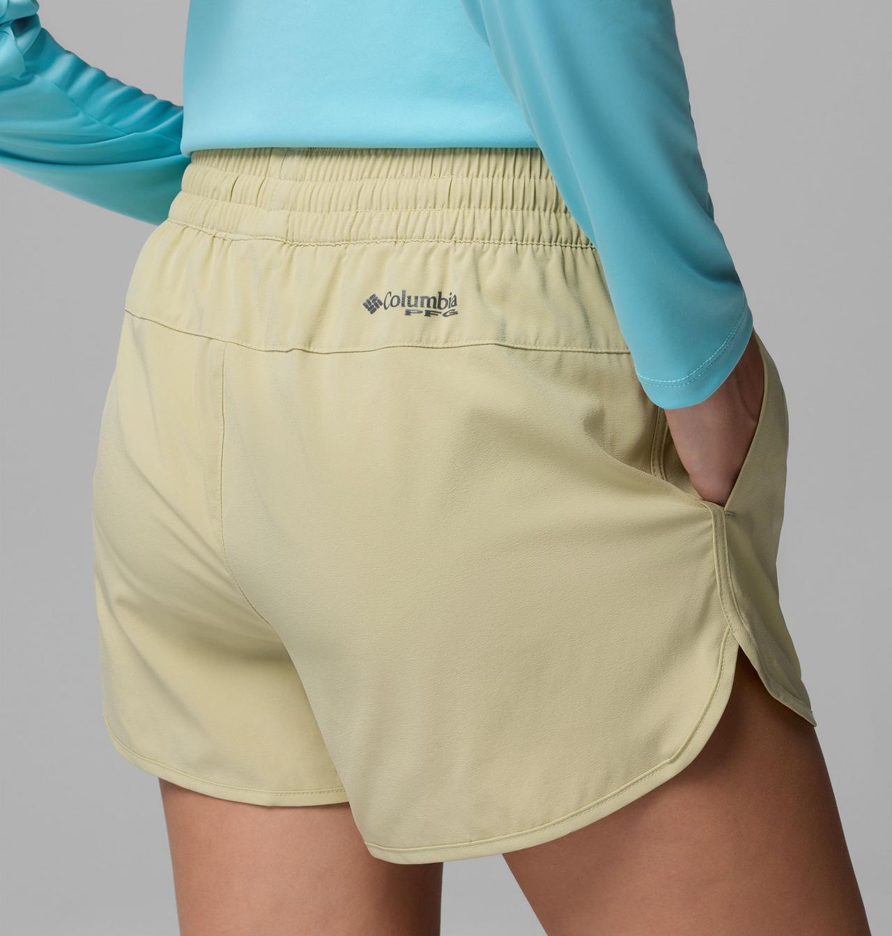 Women's PFG Windy Bay Shorts | 385 | L | 3 6