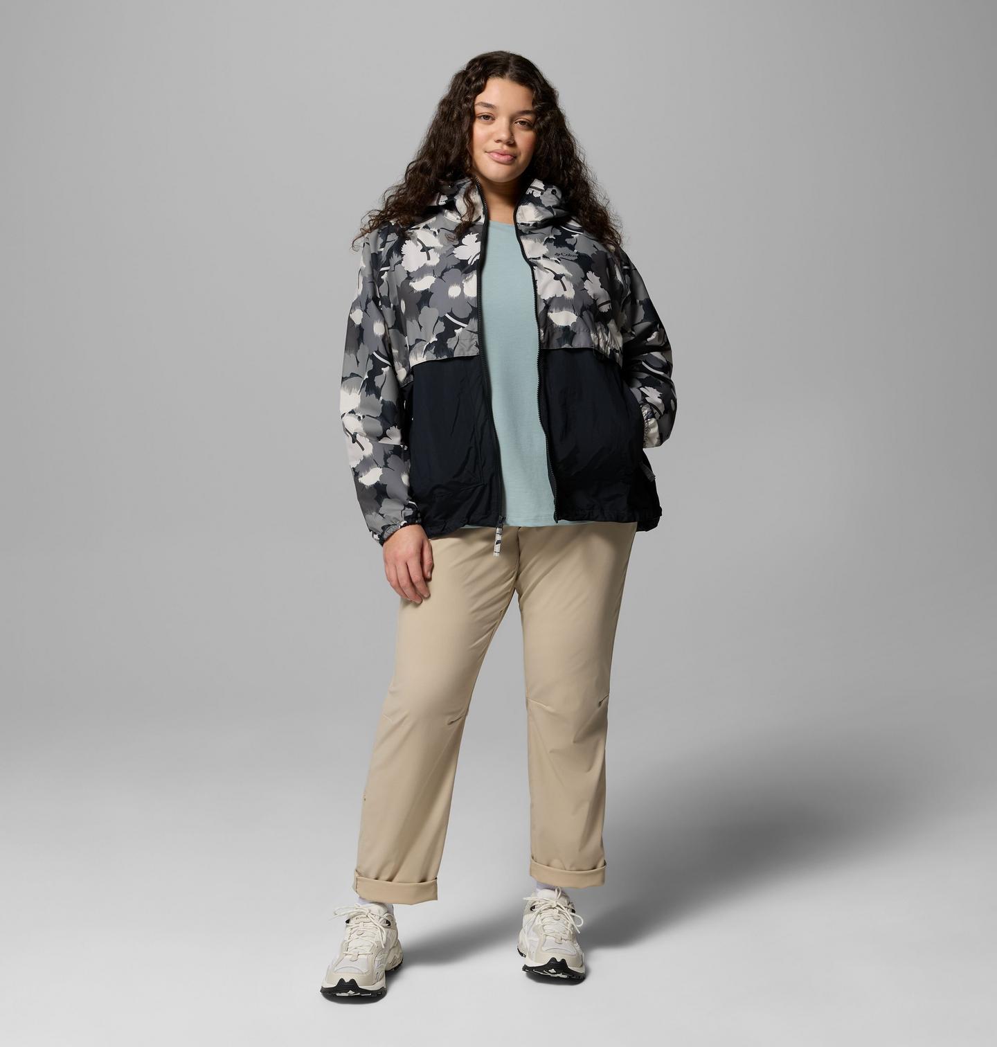 Женская куртка Columbia Spire Valley Printed Windbreaker - Plus Size, цвет: Чёрный, вариант 1 — фото 2