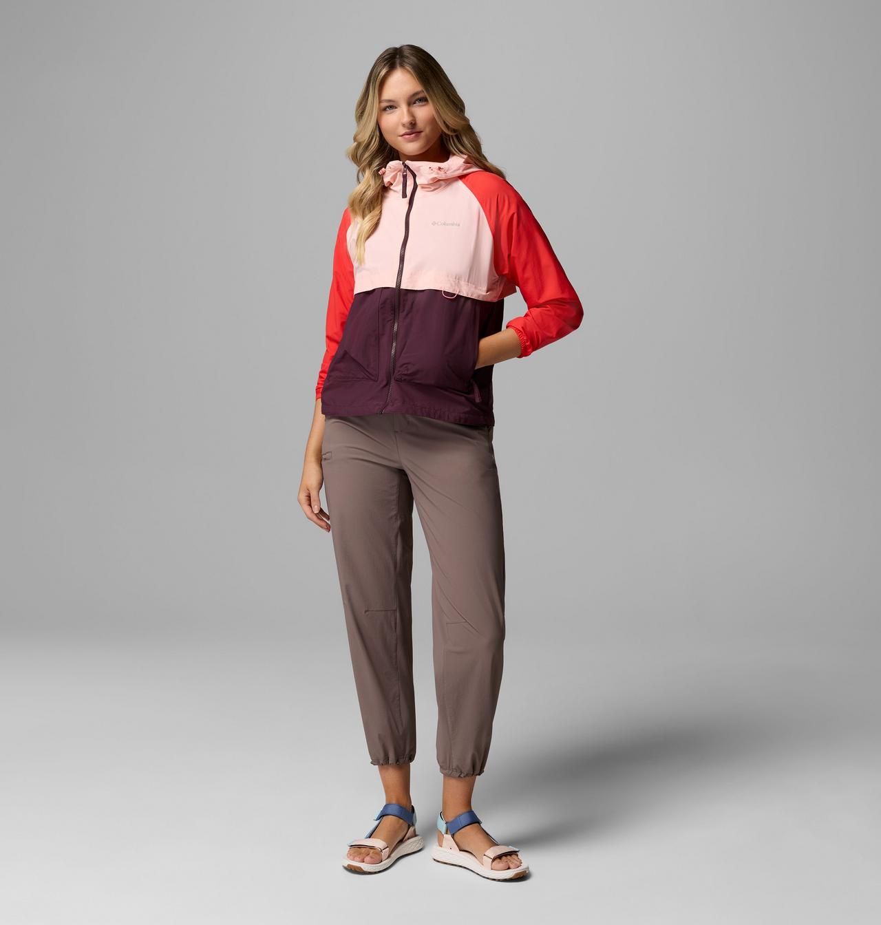 Women's Spire Valley™ Windbreaker 2