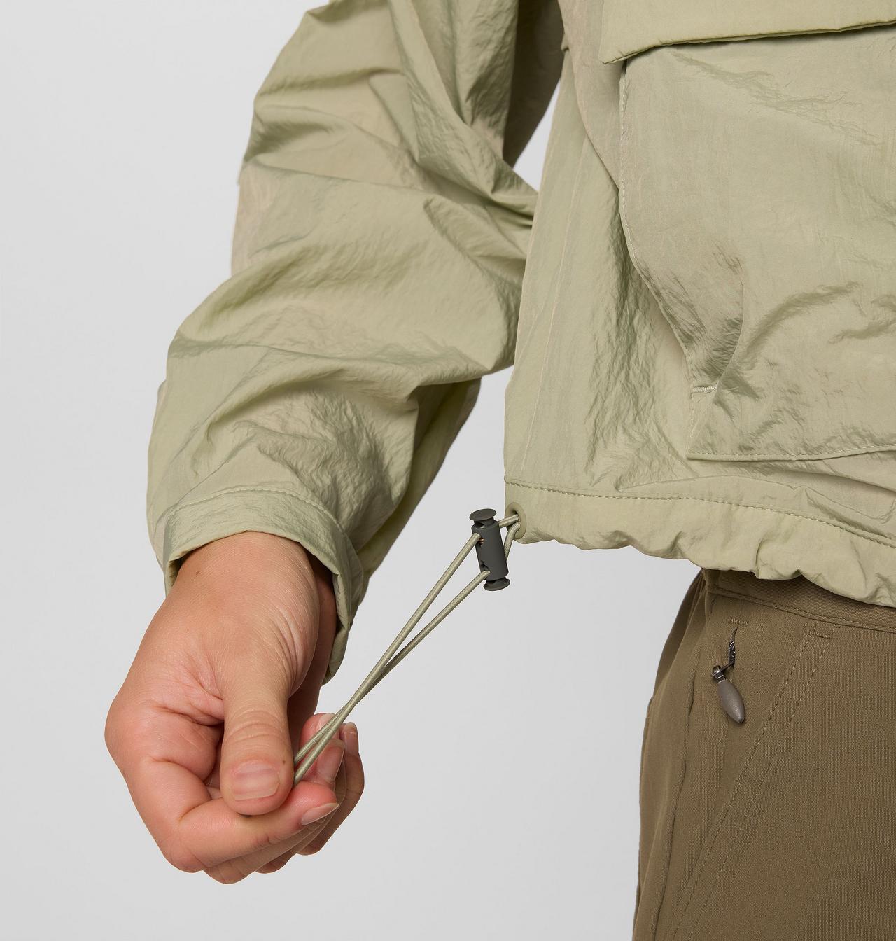 Women's Paracutie™ Cropped Cargo Windbreaker 8