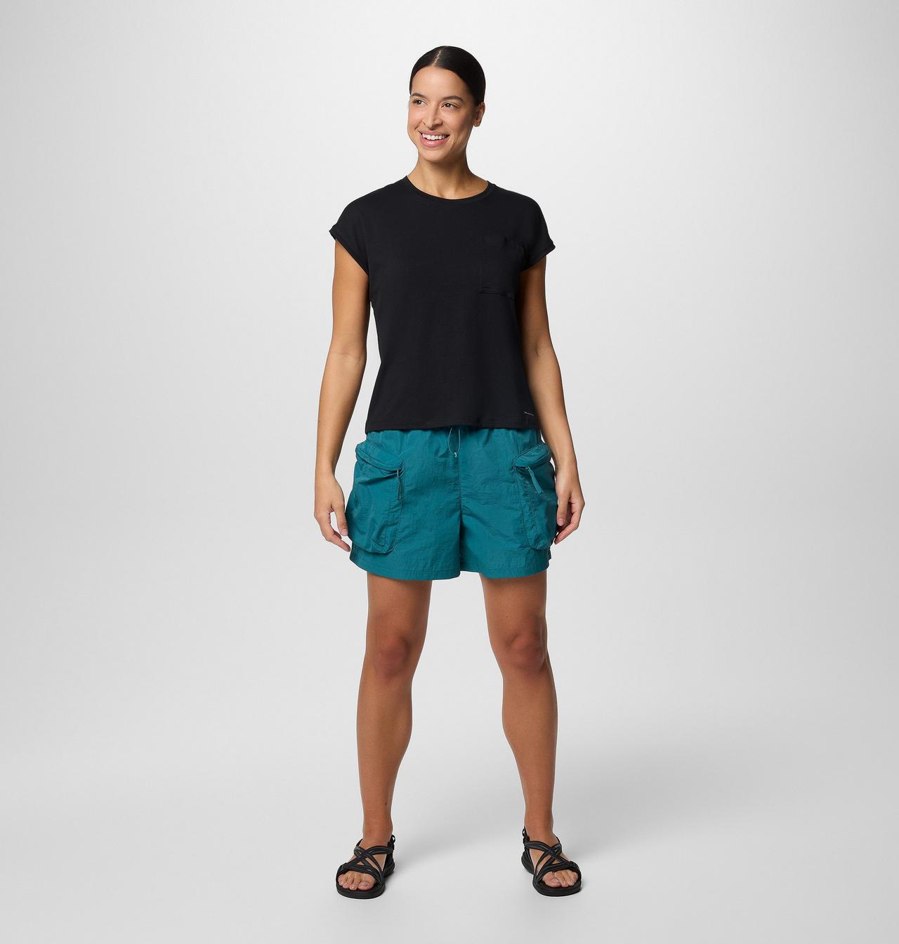 Women's Elevated View™ Cargo Shorts | 364 | XS | 4 6