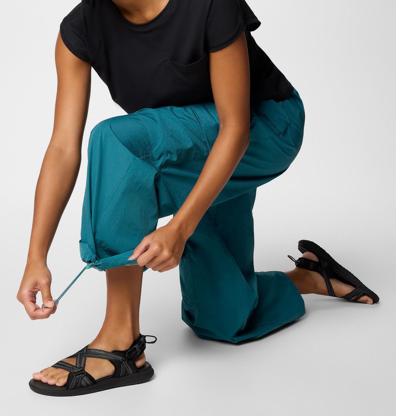 Women's Elevated View™ Parachute Pants 6