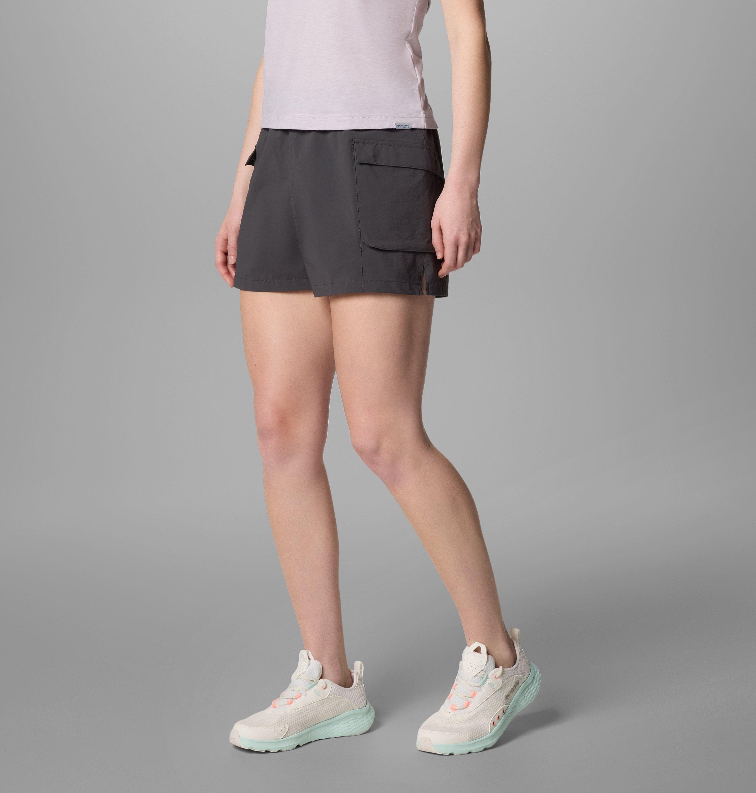 Femme Short PFG Wild Cast 3