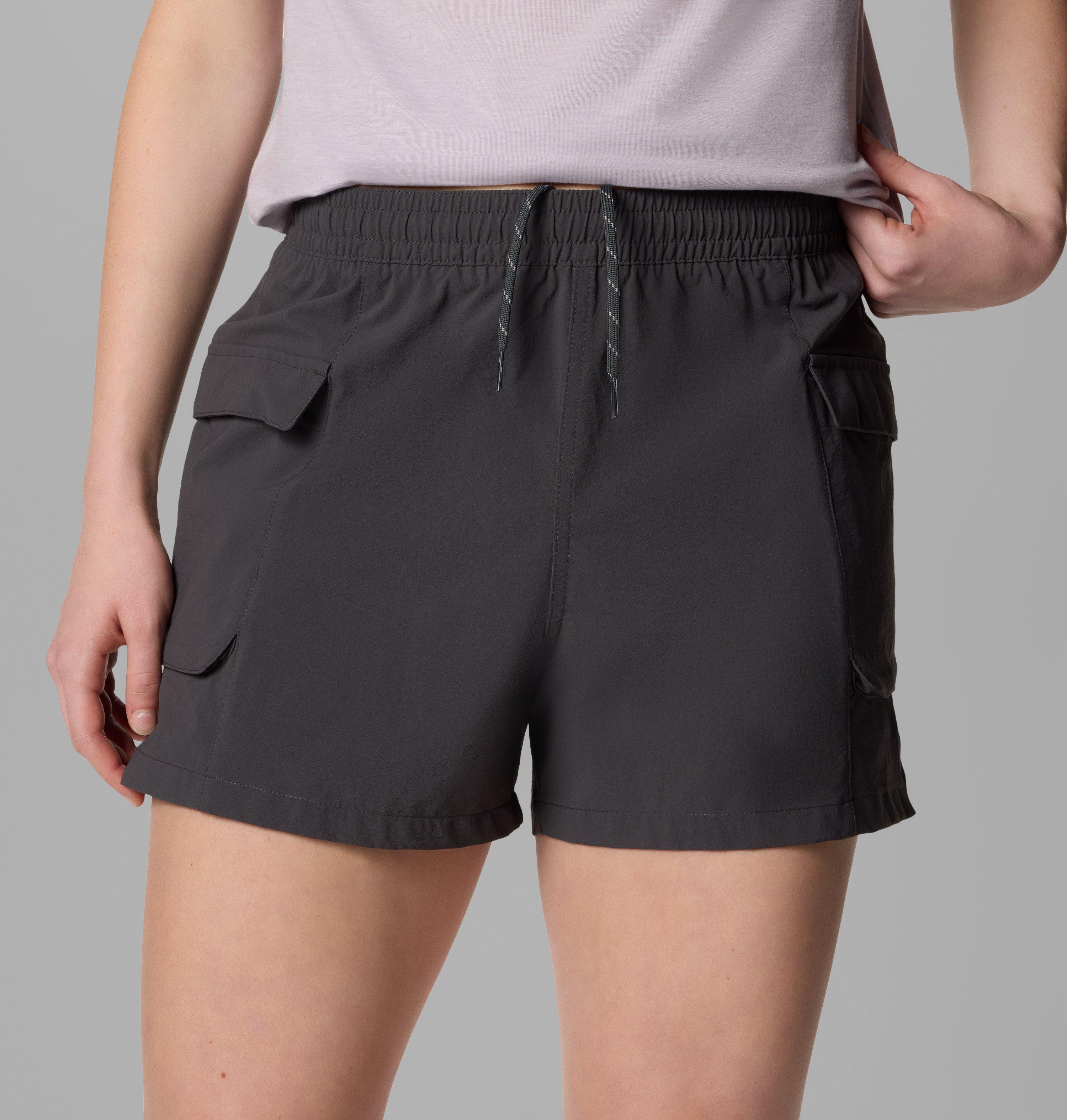 Femme Short PFG Wild Cast 4