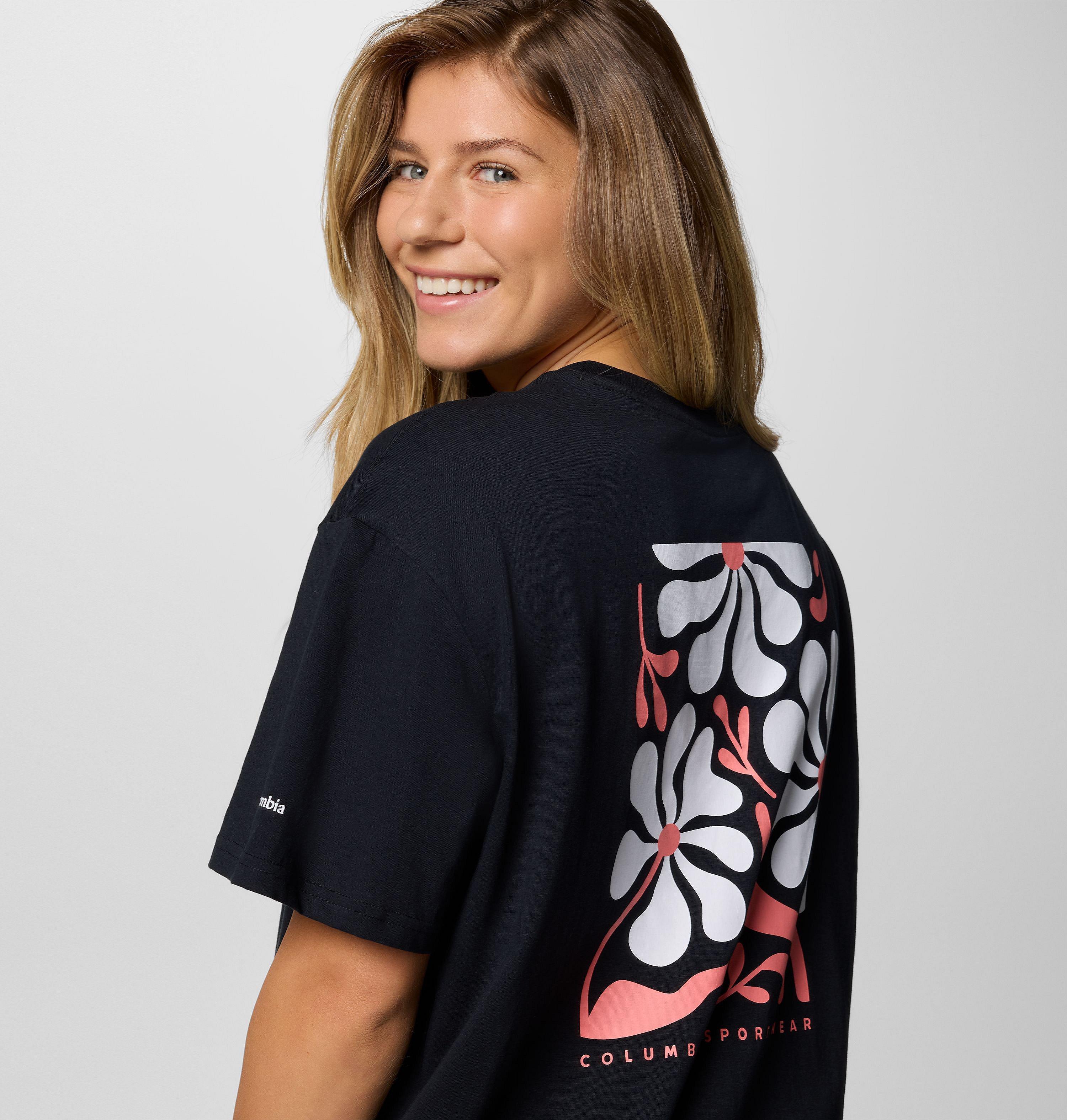 Women's Rolling Bend Graphic Oversized T-Shirt 5