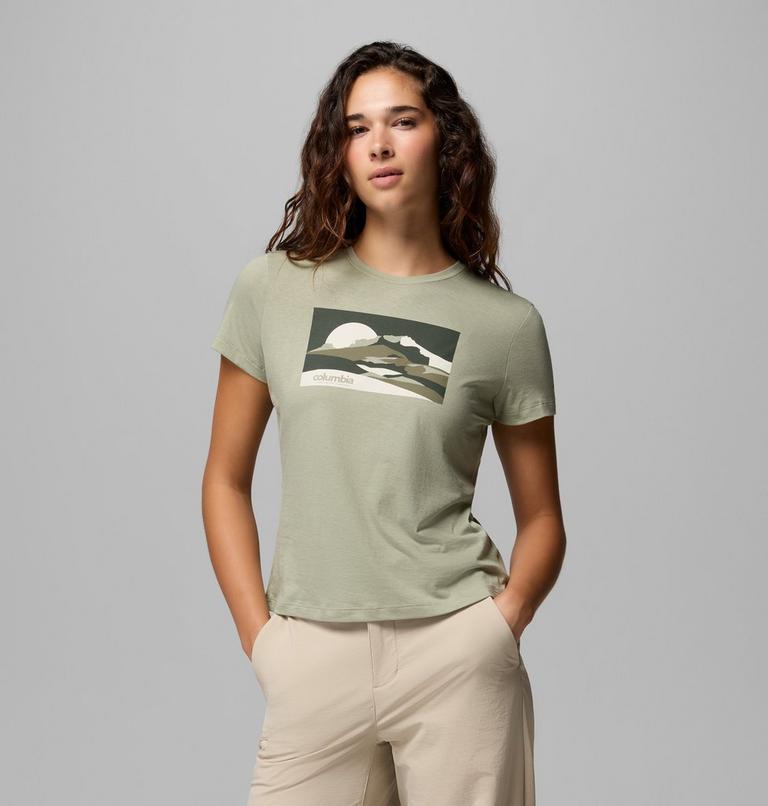 Camiseta ajustada con estampado Ruby Springs para mujer, Color: Safari Moonlit Hillscape, image 1