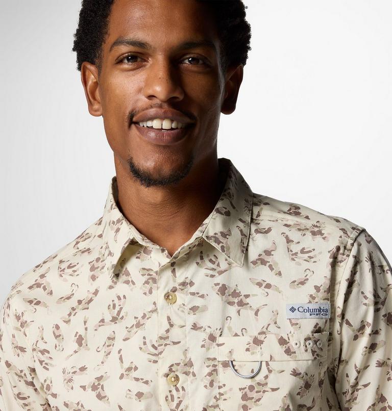 Men's Wild Cast Camp Short Sleeve Shirt, Color: Stone Huntfish, image 4