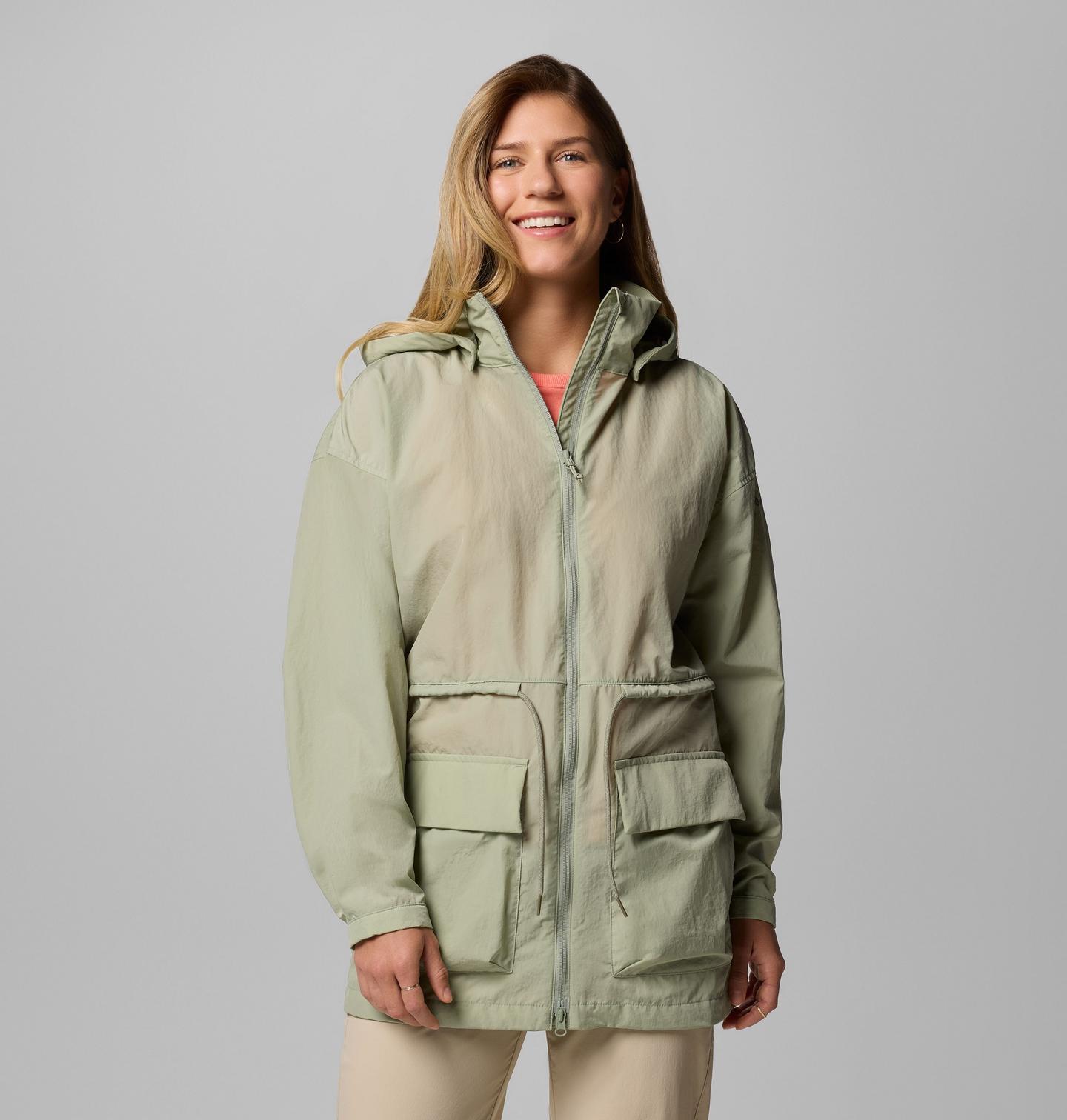 Женская куртка Columbia Paracutie Mid Cargo Windbreaker, цвет: Песочный — фото 1