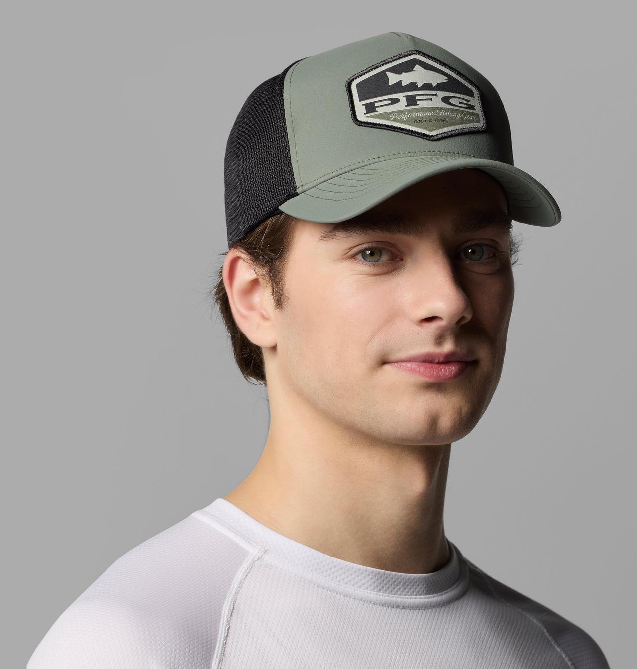 { "modelCode": "3323", "variantUPC": "195982110493" } 3