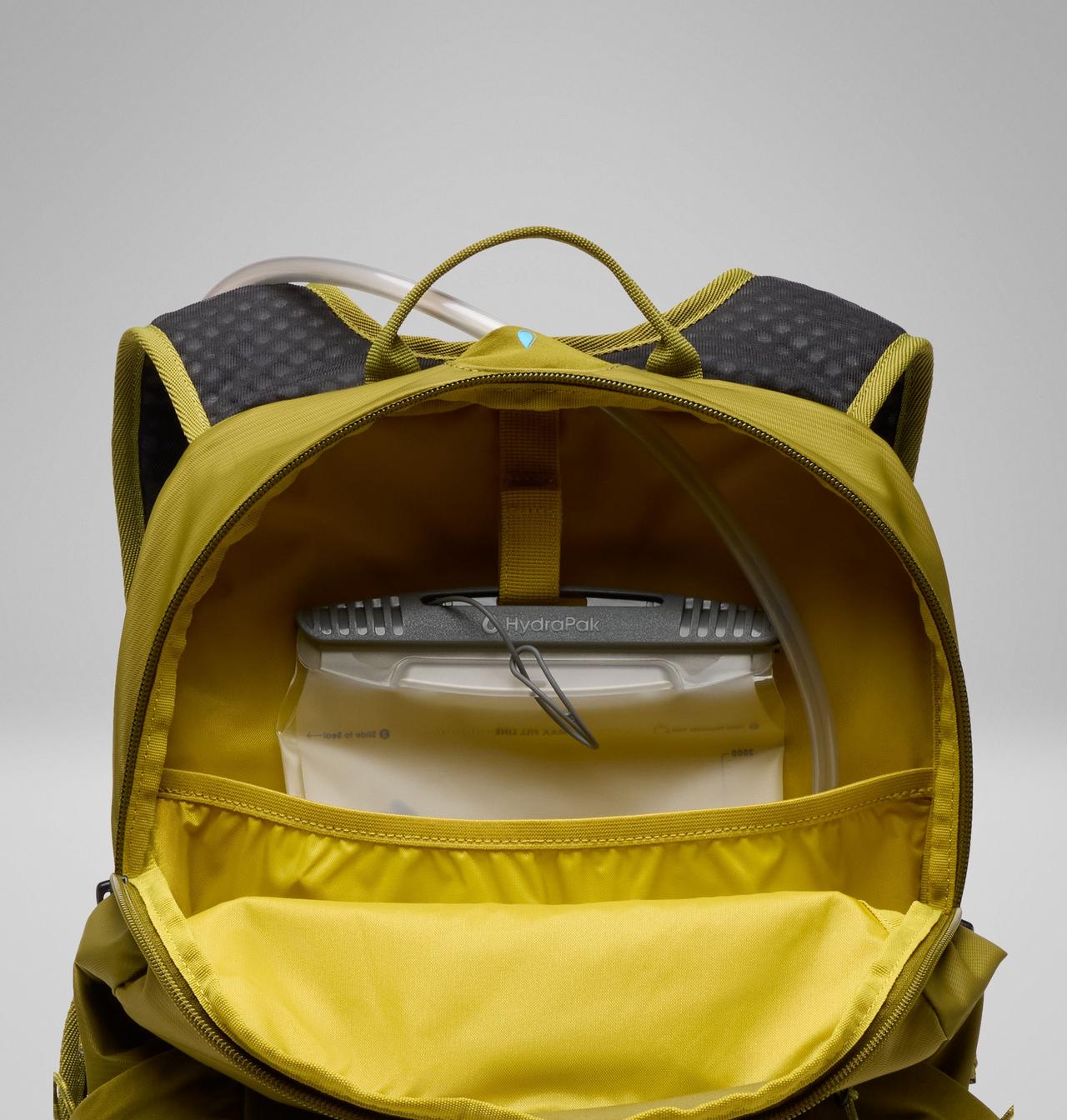 Blackcomb Ridge™ 18L Backpack 8