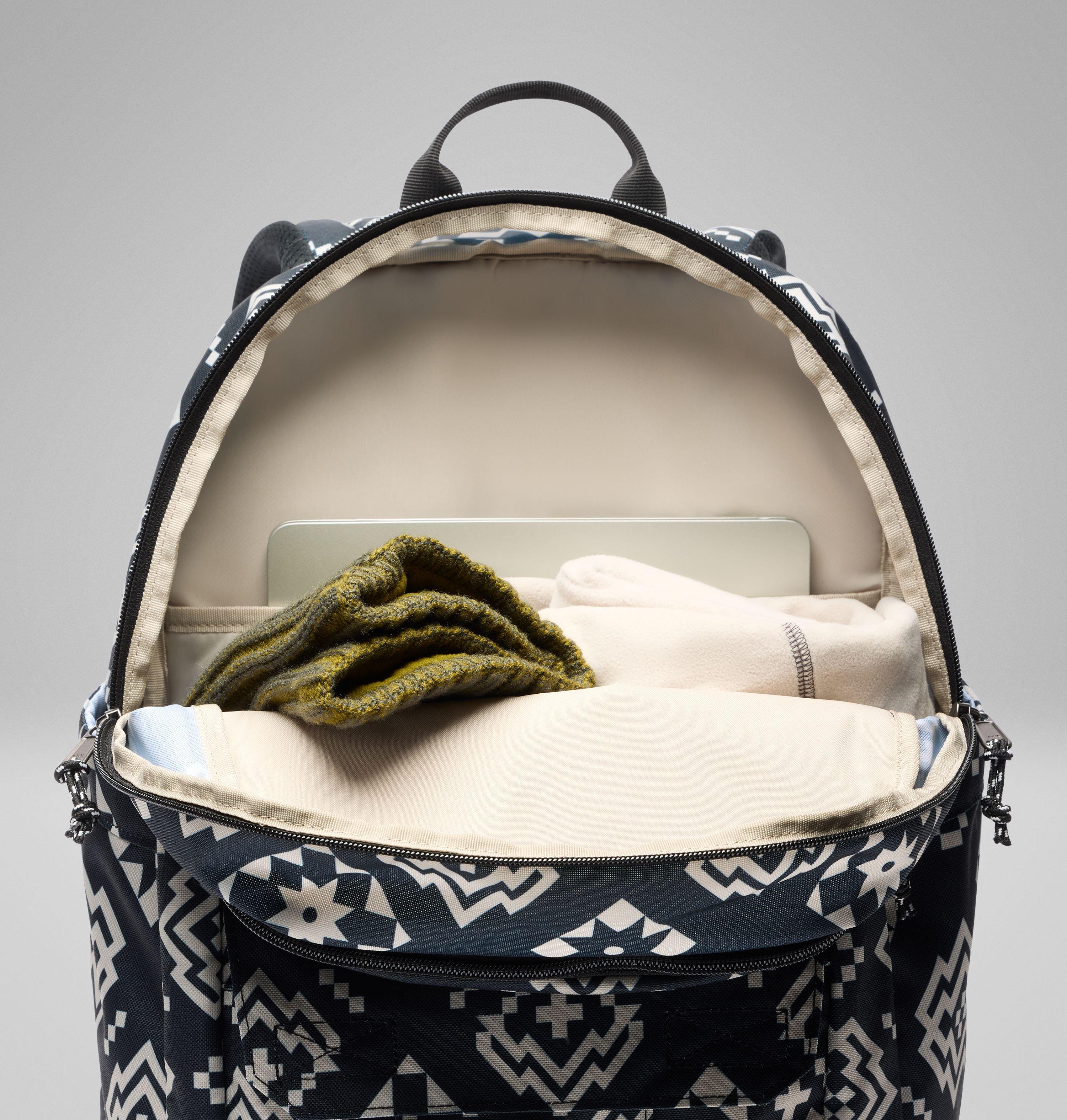 Buxton 26L Backpack | 011 | O/S 7