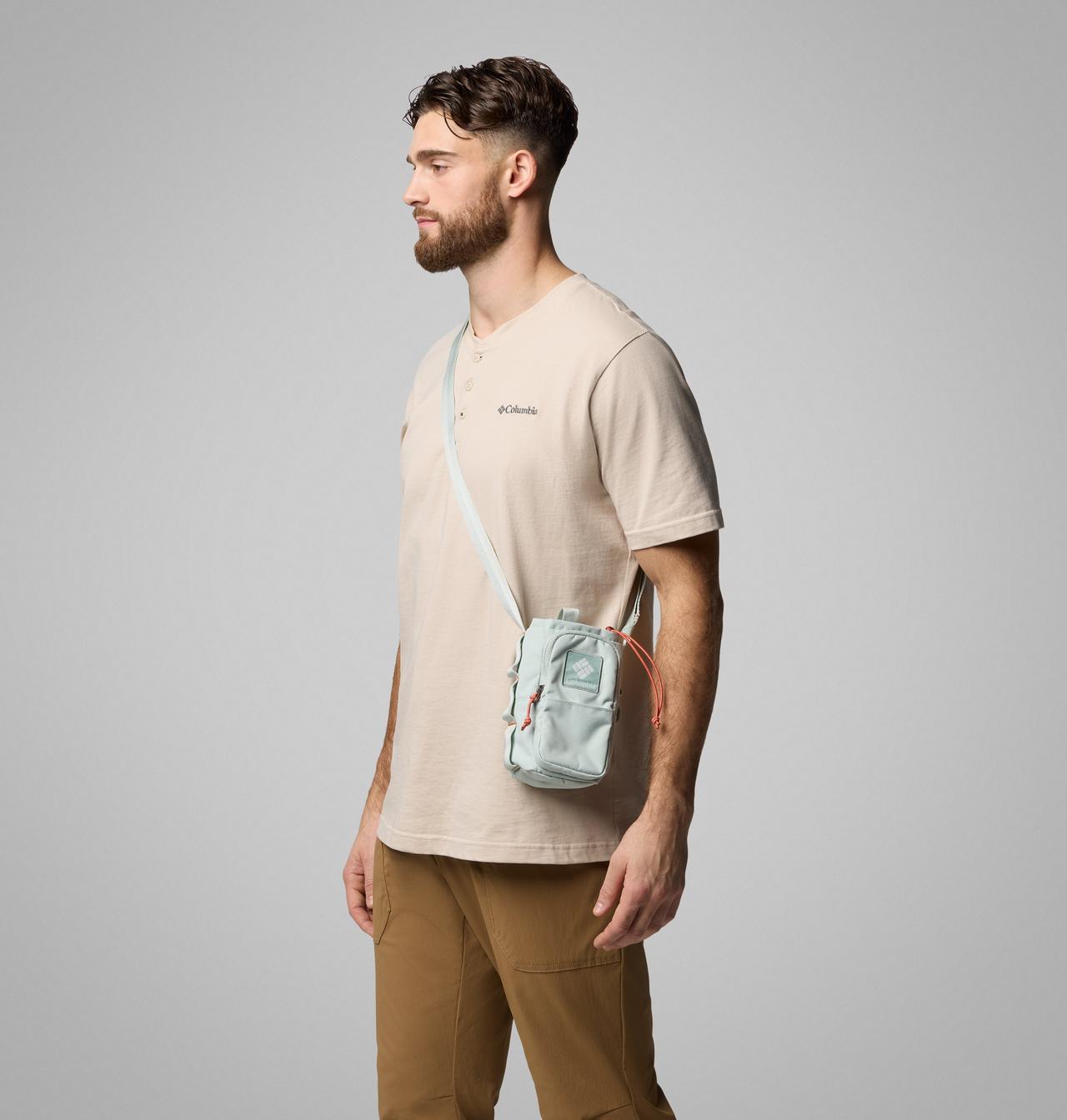 { "modelCode": "5069", "variantUPC": "195982153568" } 3