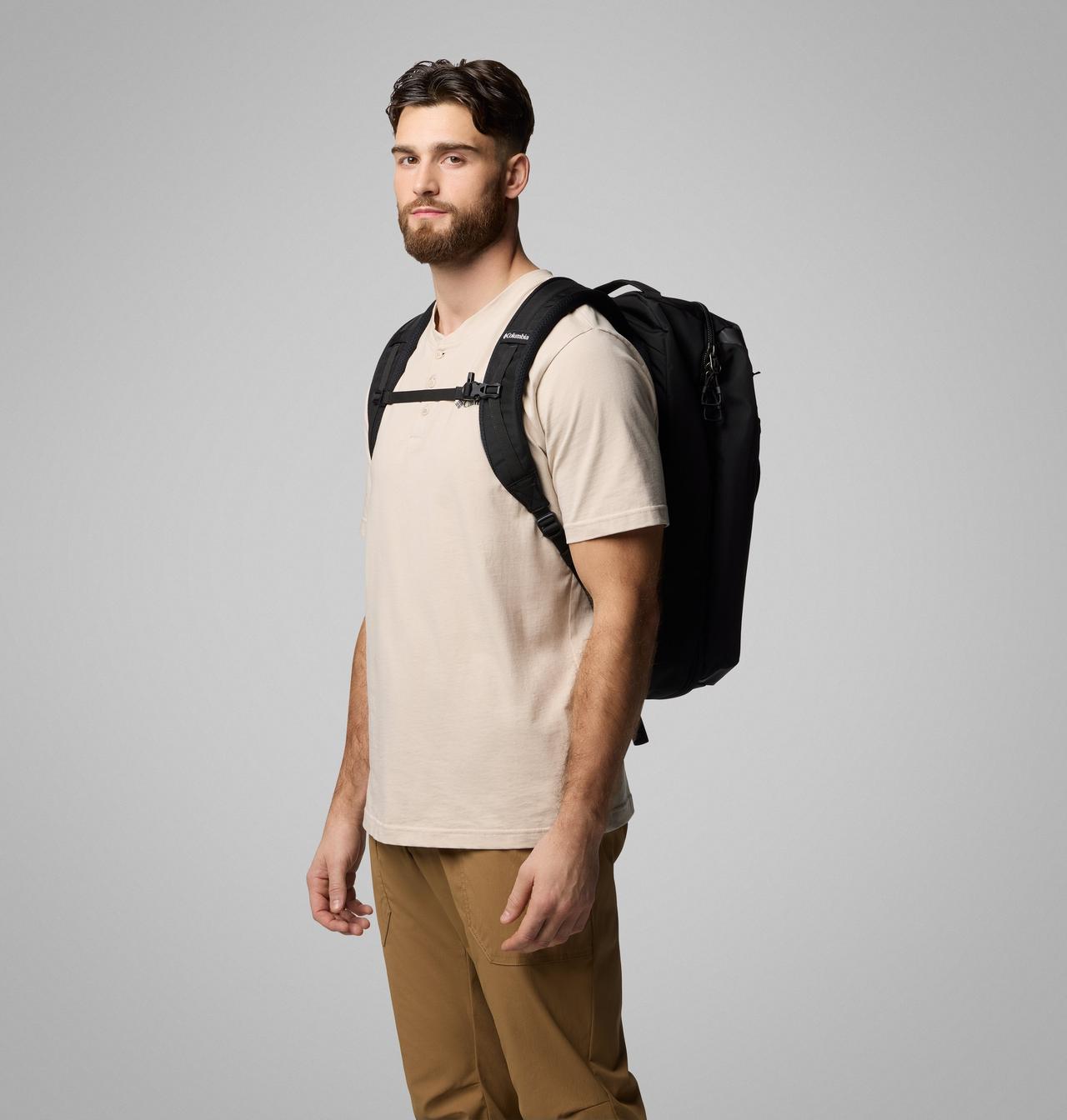 { "modelCode": "5069", "variantUPC": "195982175362" } 3