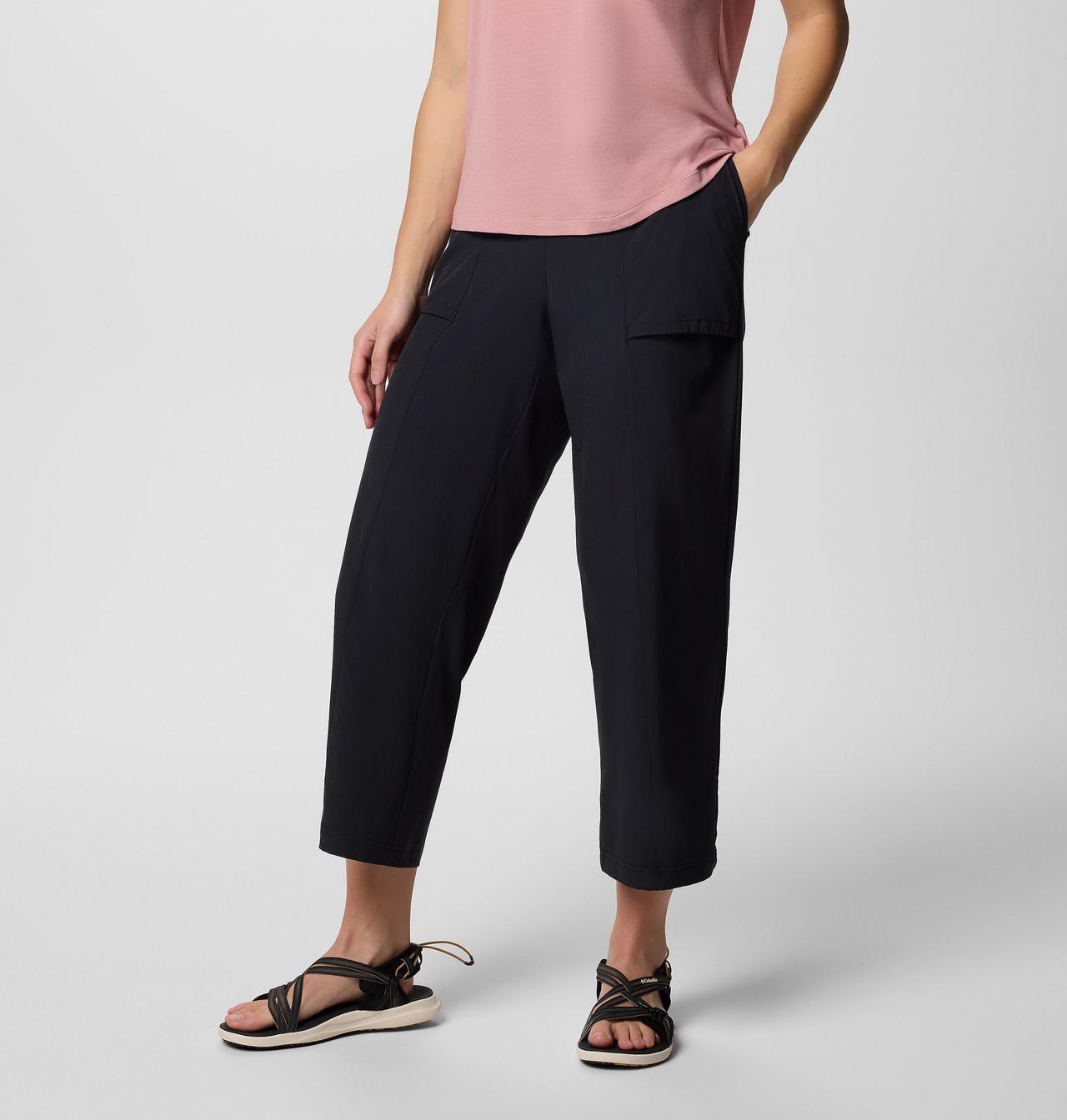 Women's Boundless Beauty™ Wide Capris II | 010 | L | C 3