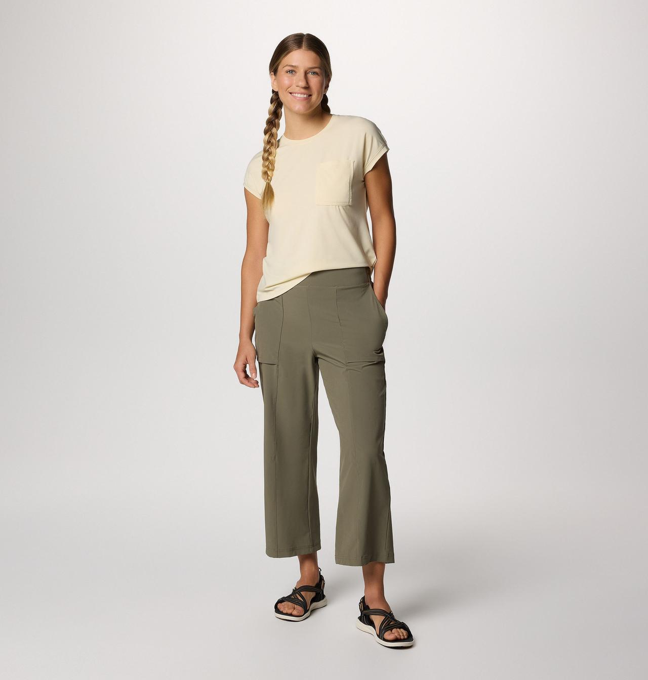 Women's Boundless Beauty™ Wide Capris II 6