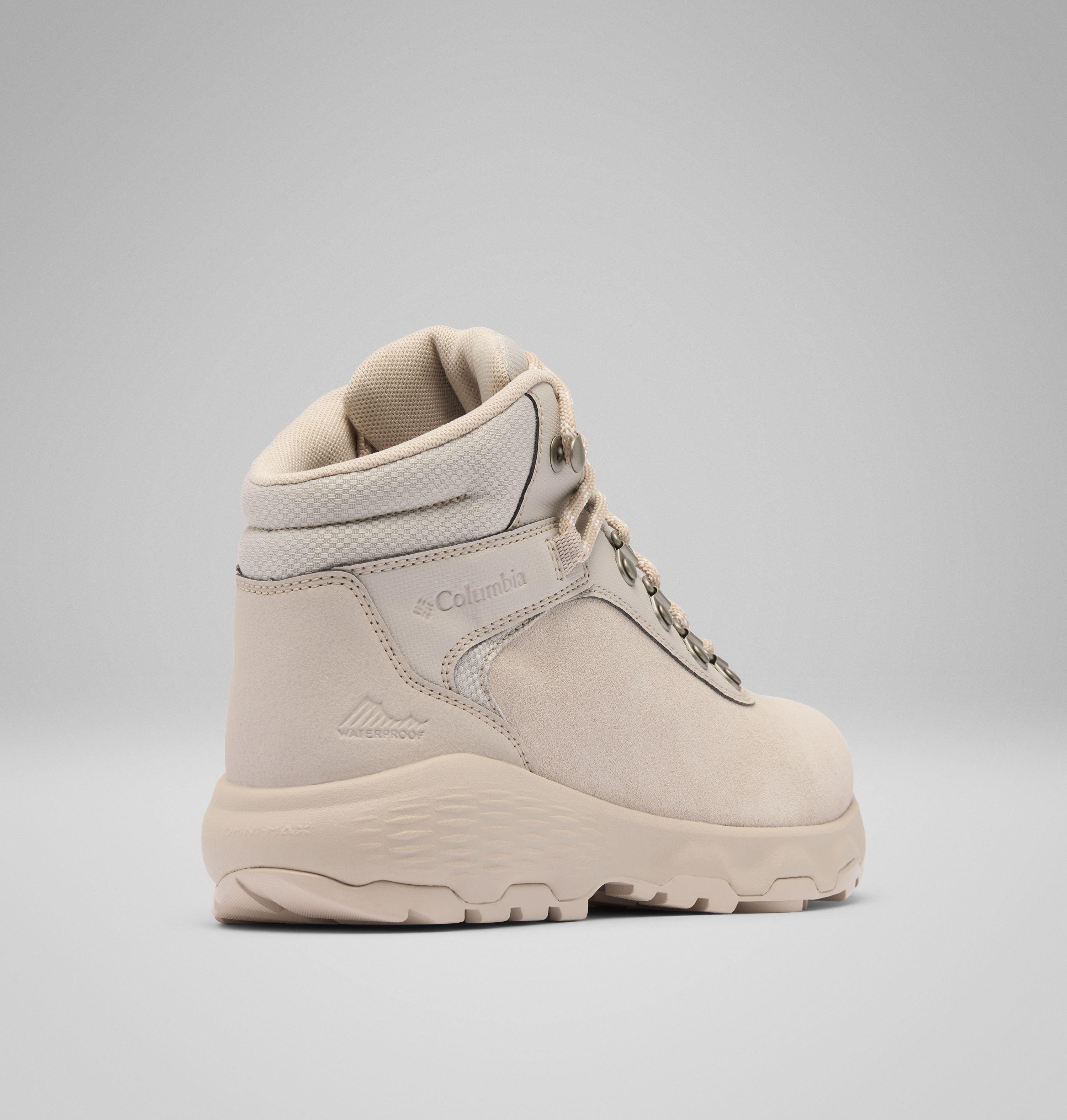 Women's Newton Wander Boot - Wide 9