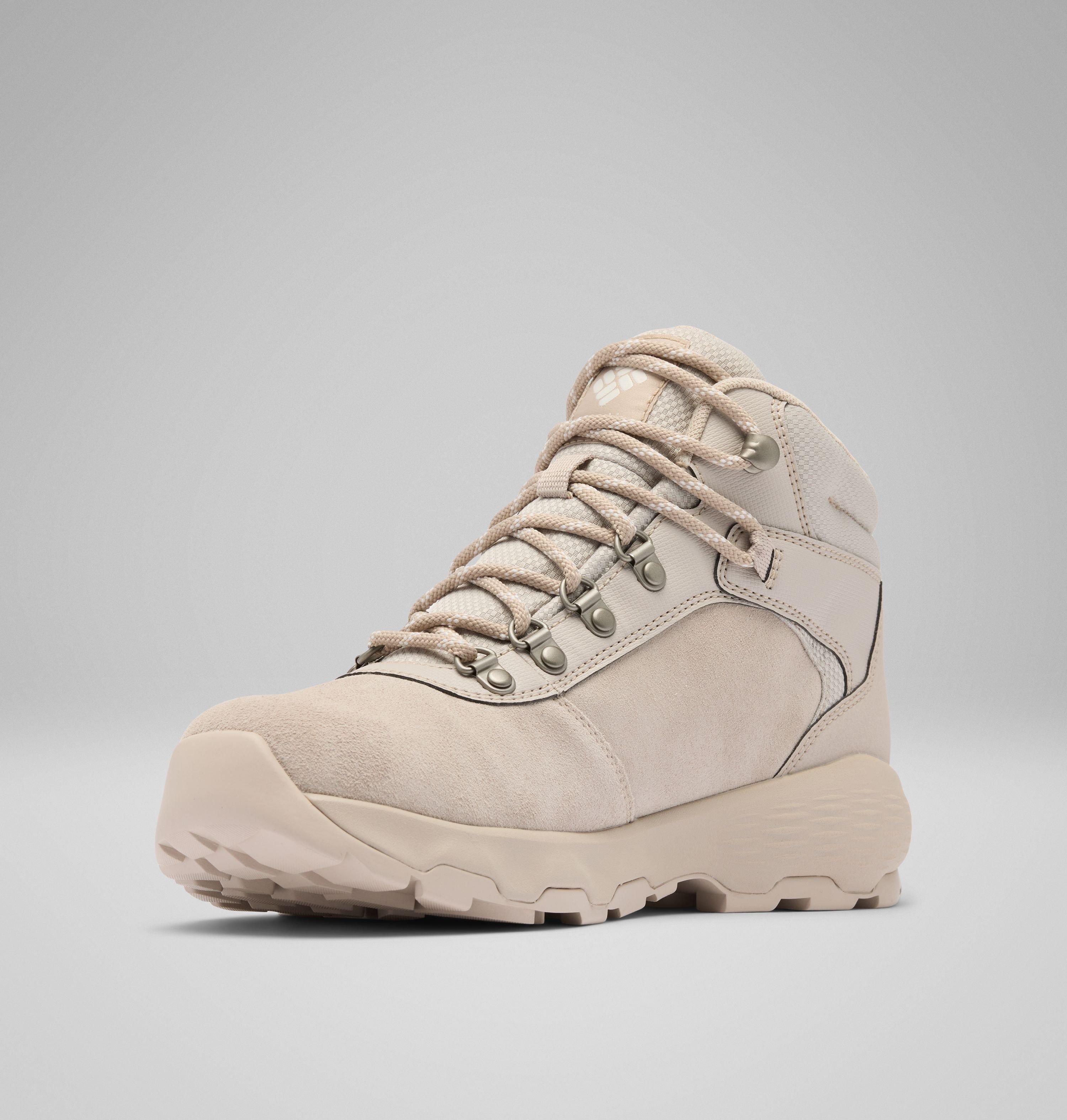Women's Newton Wander Boot - Wide 7